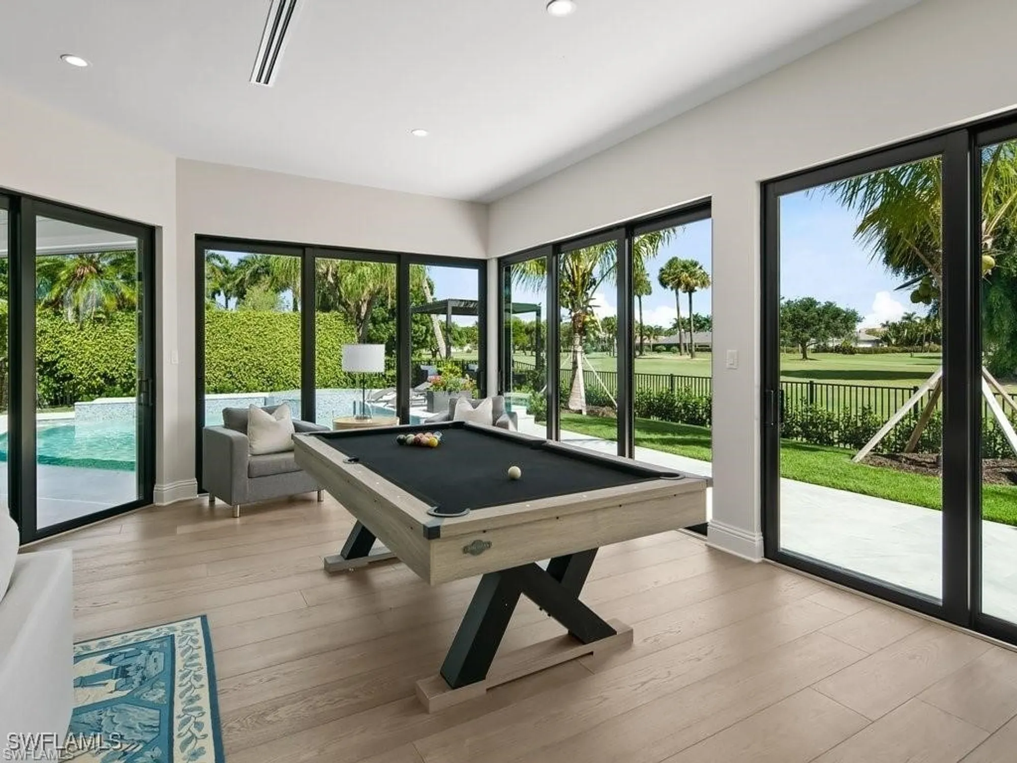 Property Slideshow image 12 of 28 | 695 wedge dr, Naples, FL, 34103
