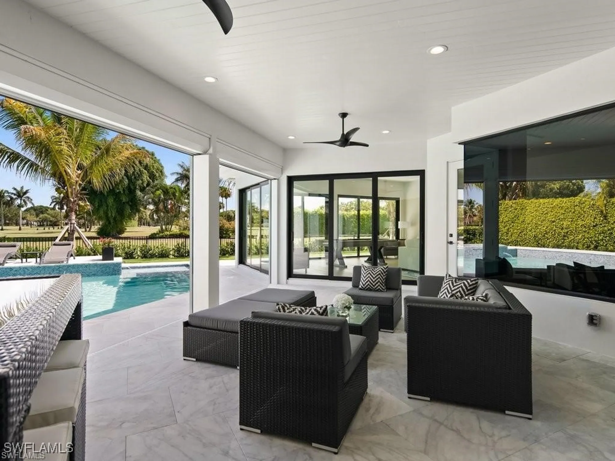 Property Slideshow image 13 of 28 | 695 wedge dr, Naples, FL, 34103