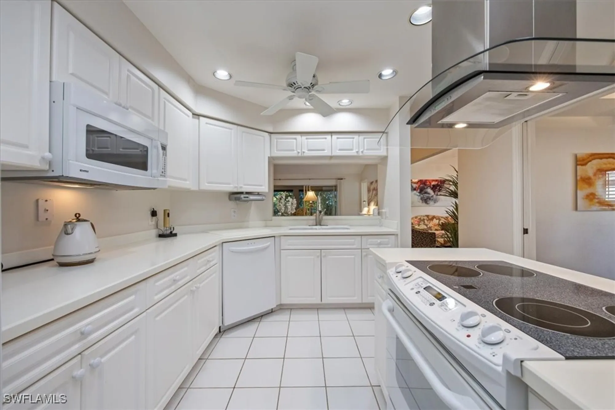 Property Slideshow image 13 of 24 | 203 via perignon # 2-4, Naples, FL, 34119