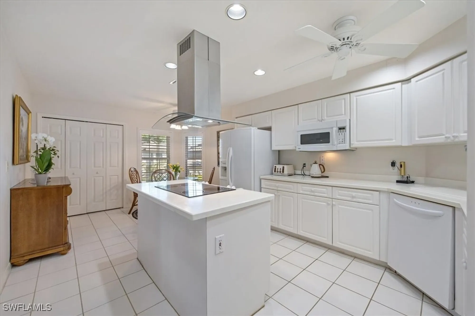 Property Slideshow image 4 of 24 | 203 via perignon # 2-4, Naples, FL, 34119