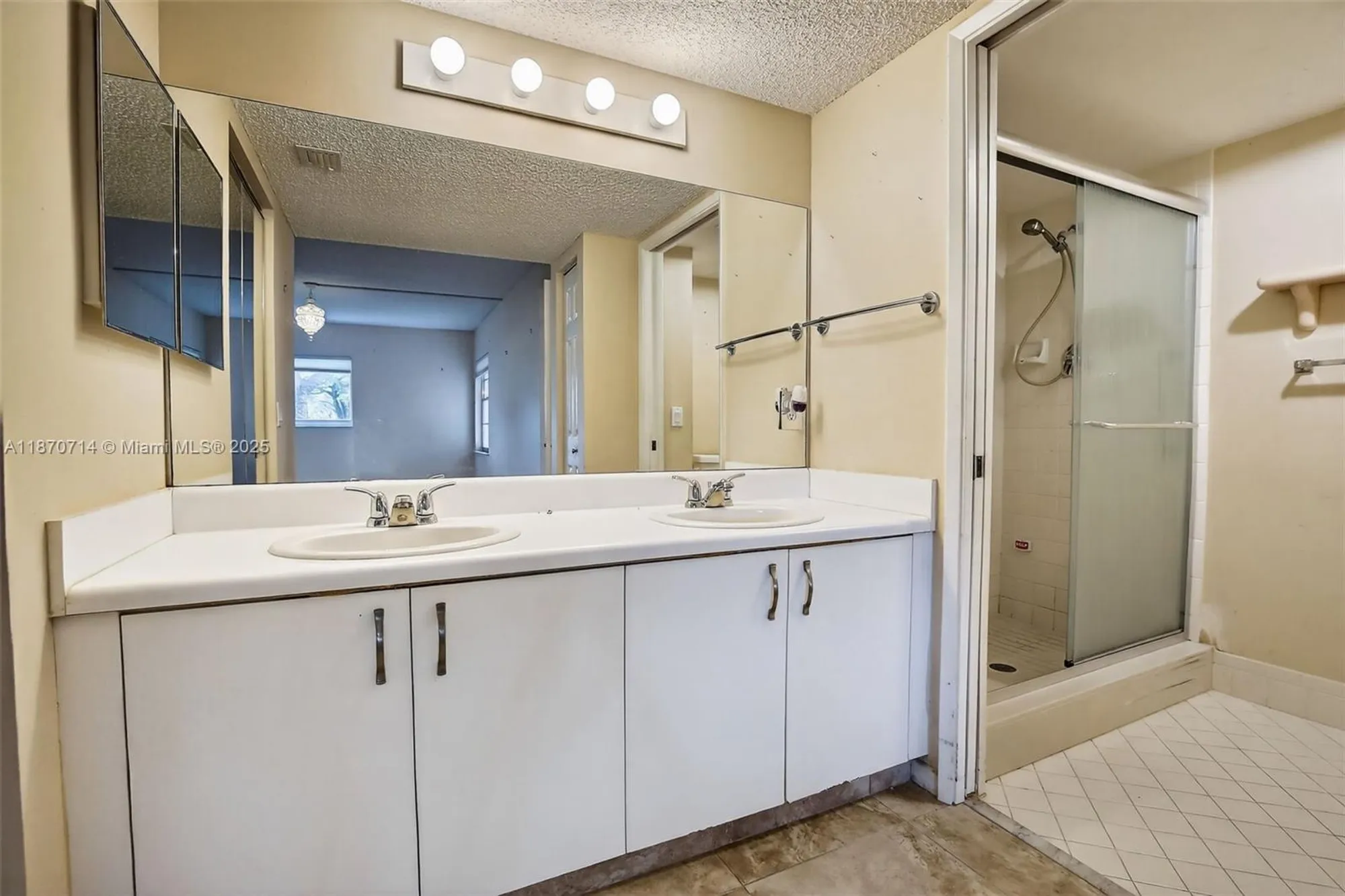 Property Slideshow image 18 of 35 | 13105 sw 16th ct 101l, Pembroke Pines, FL, 33027