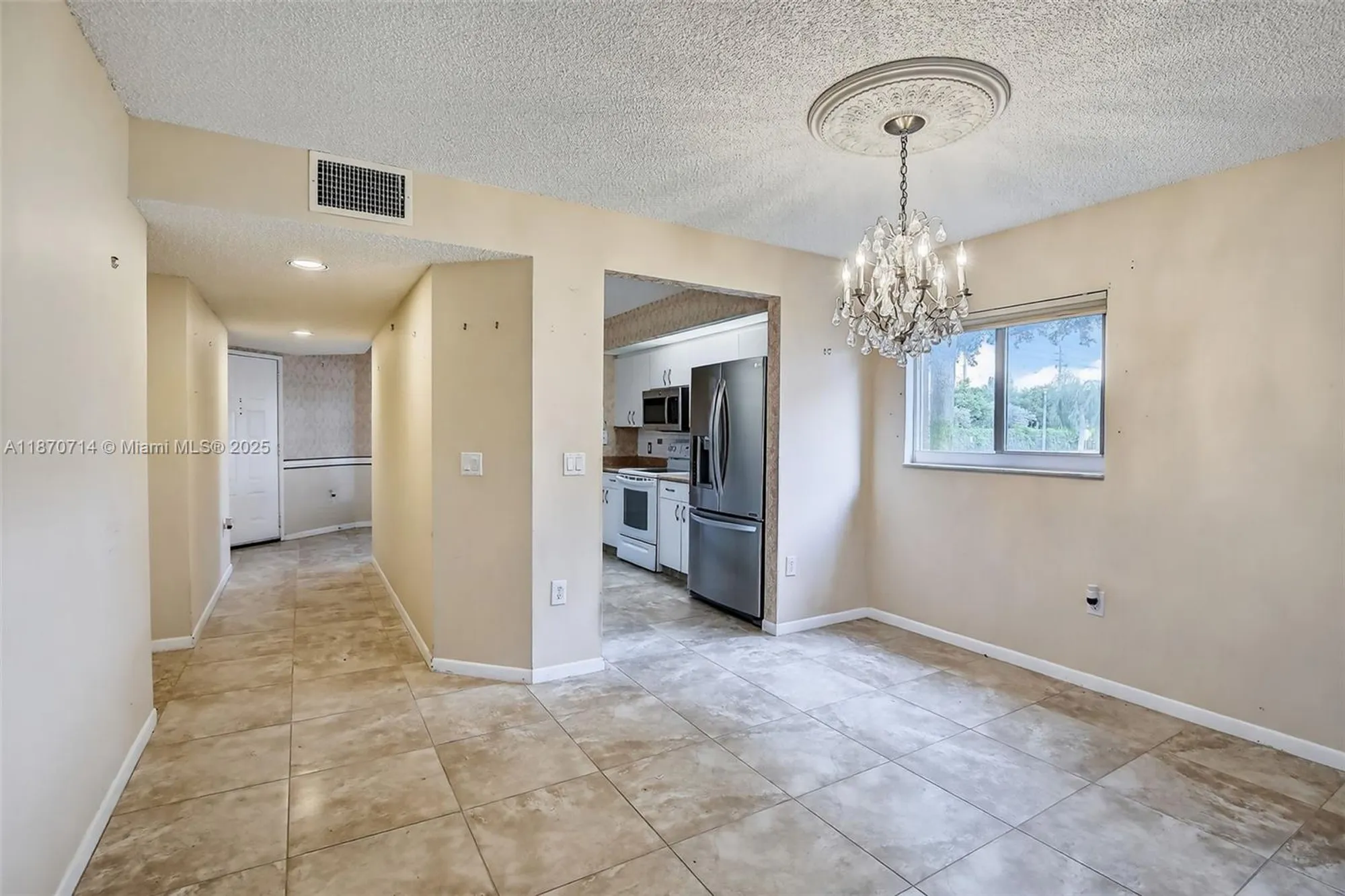 Property Slideshow image 13 of 35 | 13105 sw 16th ct 101l, Pembroke Pines, FL, 33027
