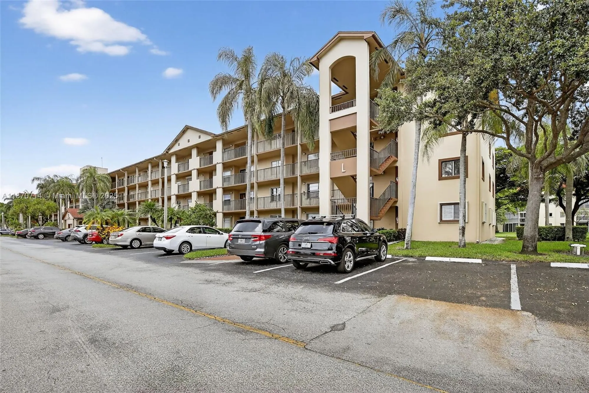 Property Slideshow image 32 of 35 | 13105 sw 16th ct 101l, Pembroke Pines, FL, 33027