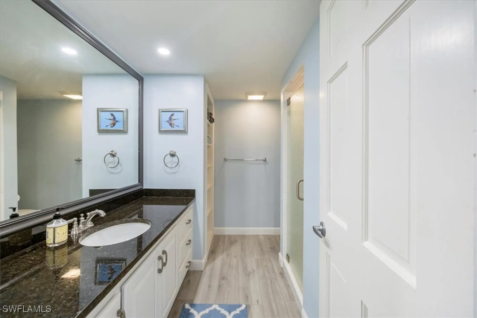 Property Slideshow image 15 of 28 | 3483 gulf shore blvd 604, Naples, FL, 34103