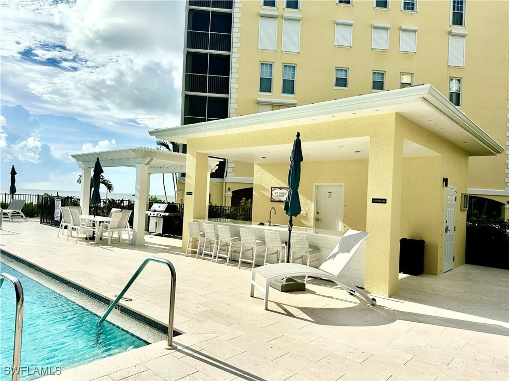 Property Slideshow image 24 of 28 | 3483 gulf shore blvd 604, Naples, FL, 34103