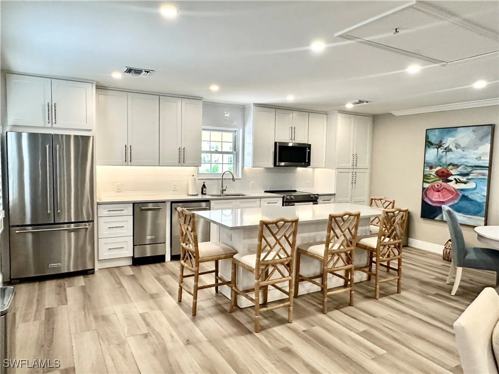 Property Slideshow image 25 of 28 | 3483 gulf shore blvd 604, Naples, FL, 34103