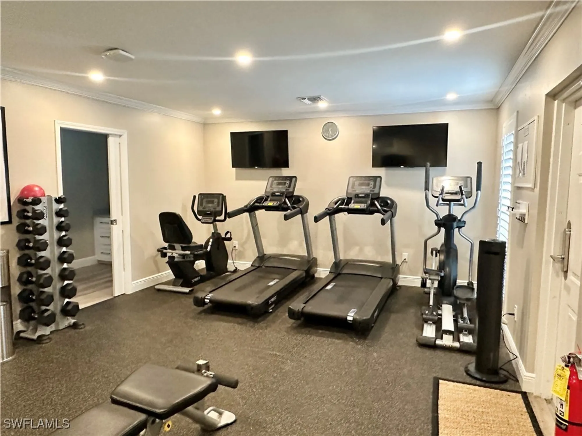 Property Slideshow image 27 of 28 | 3483 gulf shore blvd 604, Naples, FL, 34103