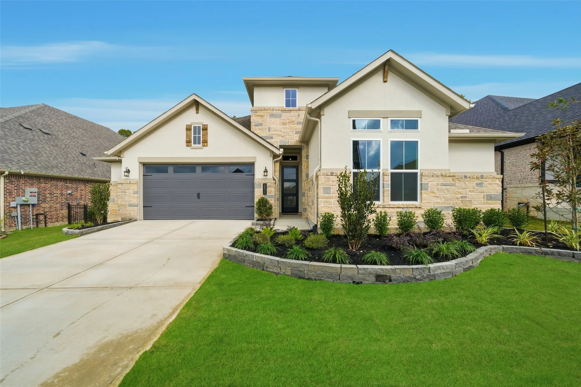 Property Slideshow image 1 of 43 | 10026 larkin cv, Willis, TX, 77318