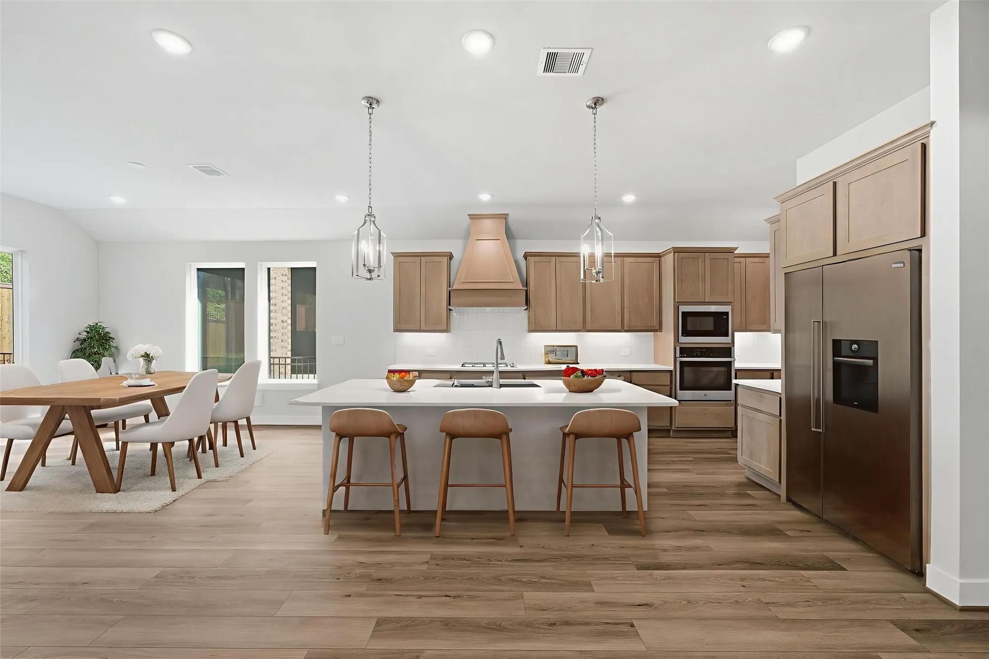 Property Slideshow image 10 of 43 | 10026 larkin cv, Willis, TX, 77318