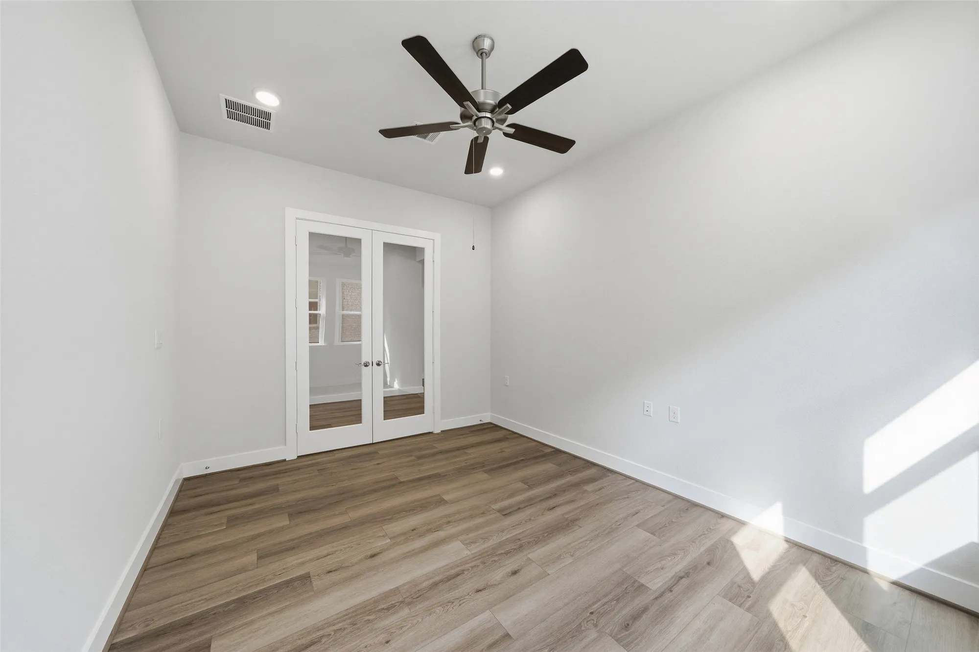 Property Slideshow image 12 of 43 | 10026 larkin cv, Willis, TX, 77318