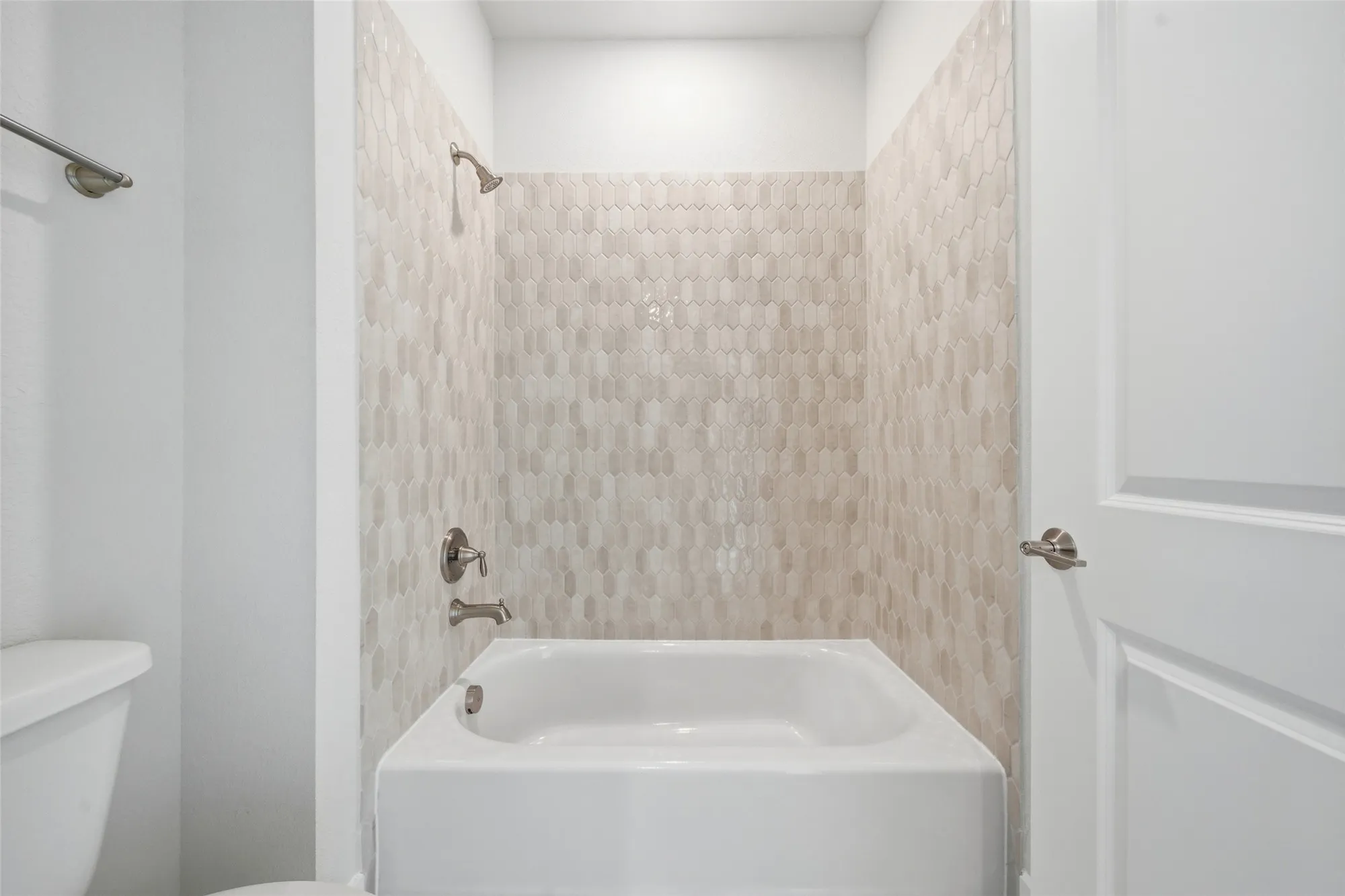 Property Slideshow image 27 of 43 | 10026 larkin cv, Willis, TX, 77318