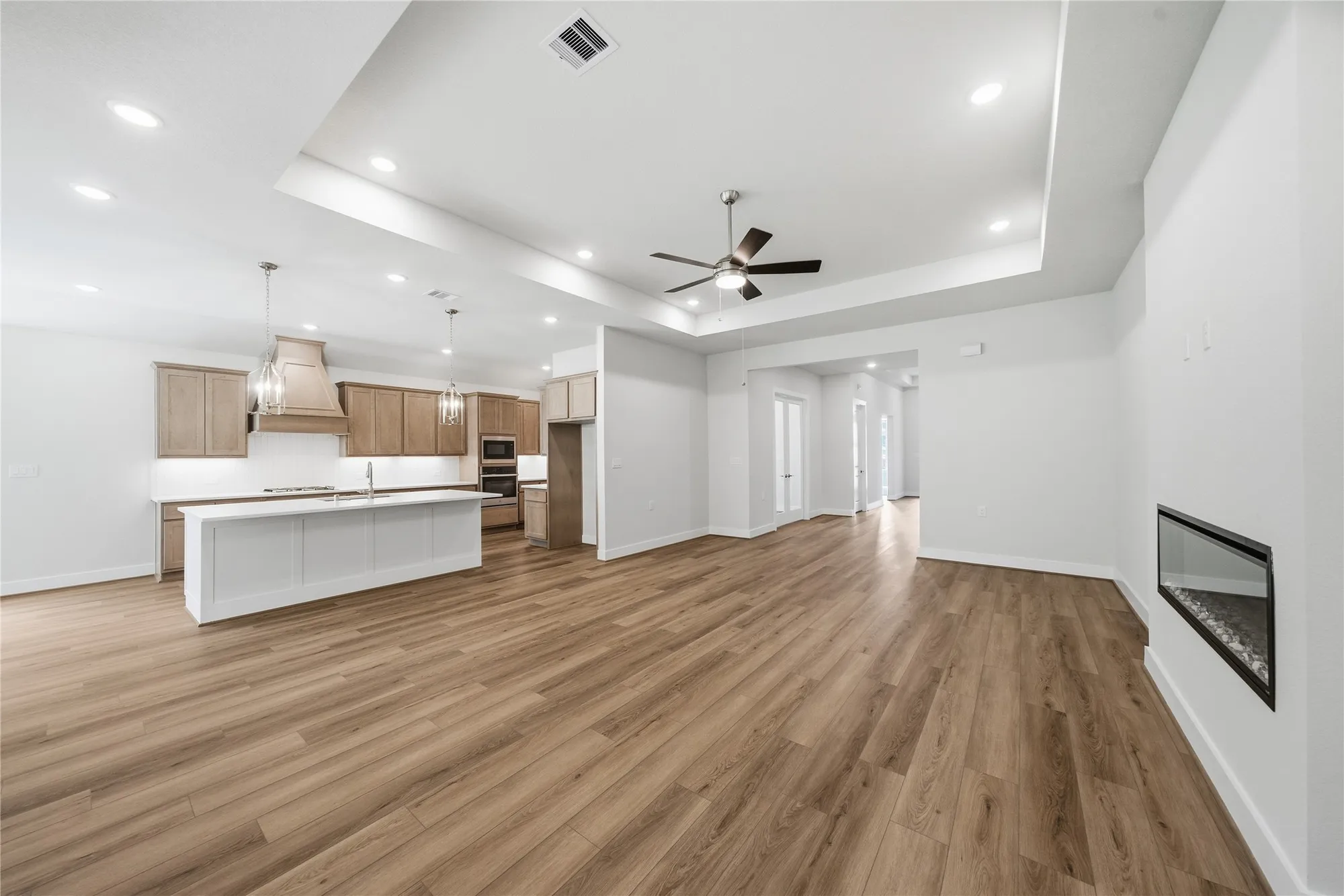 Property Slideshow image 7 of 43 | 10026 larkin cv, Willis, TX, 77318