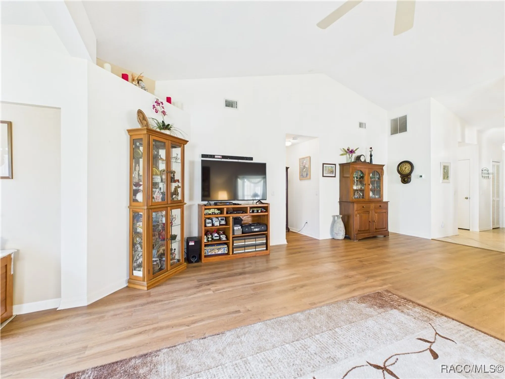 Property Slideshow image 14 of 37 | 1581 n endicott pt, Crystal River, FL, 34429