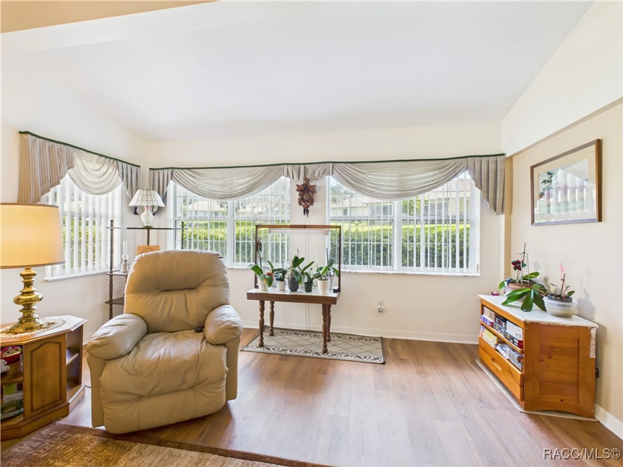 Property Slideshow image 13 of 37 | 1581 n endicott pt, Crystal River, FL, 34429