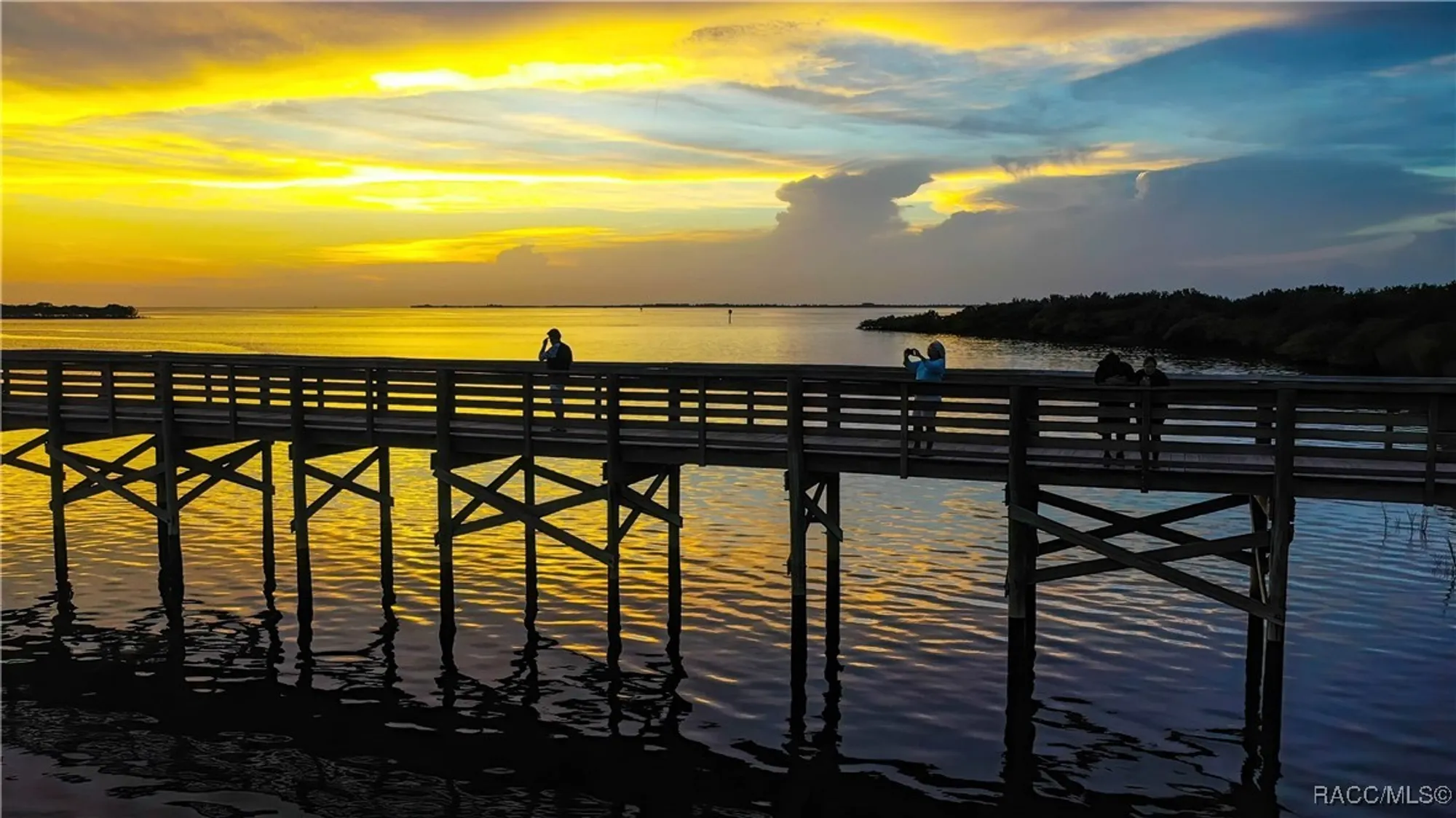 Property Slideshow image 32 of 37 | 1581 n endicott pt, Crystal River, FL, 34429