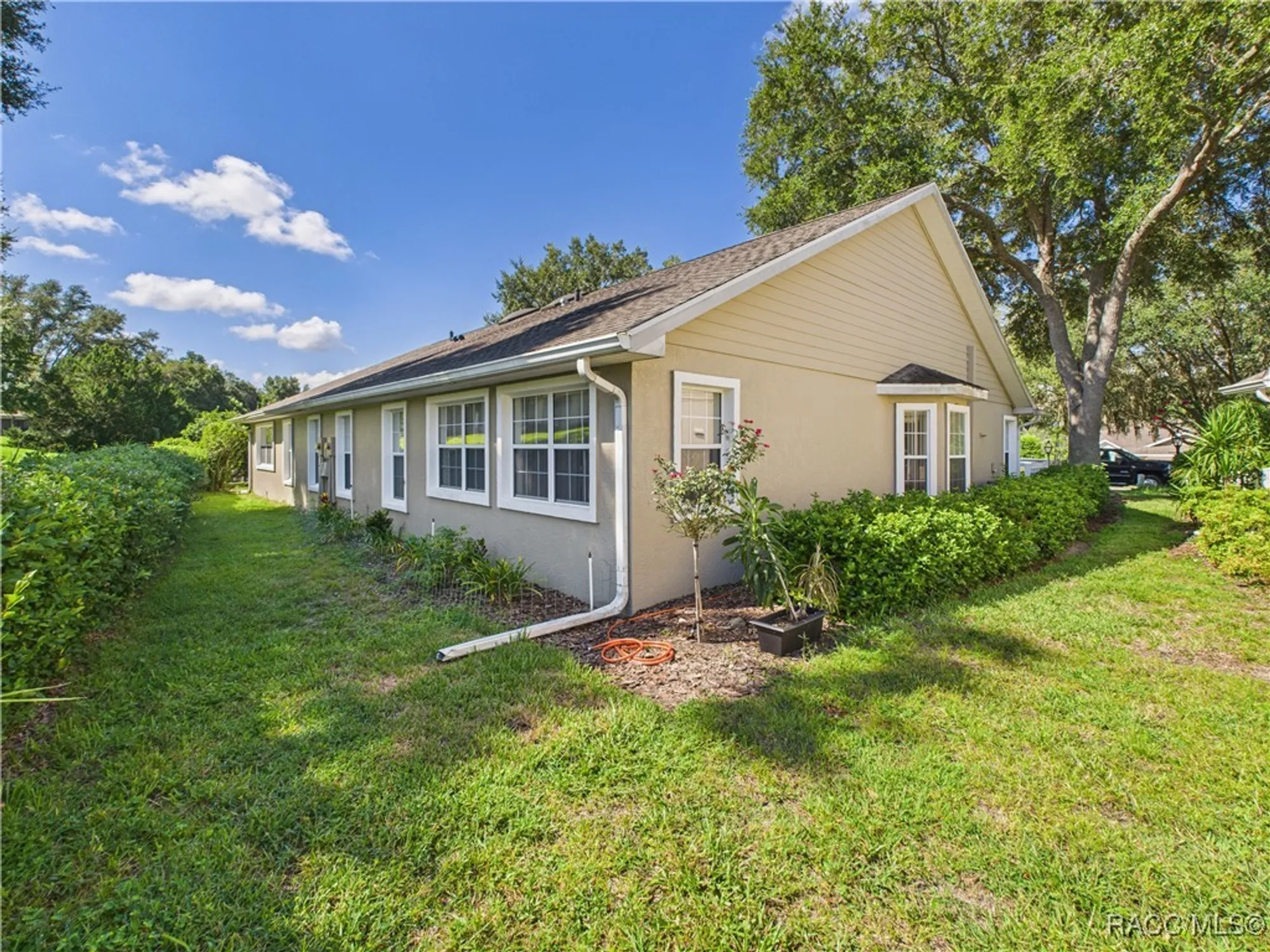 Property Slideshow image 5 of 37 | 1581 n endicott pt, Crystal River, FL, 34429