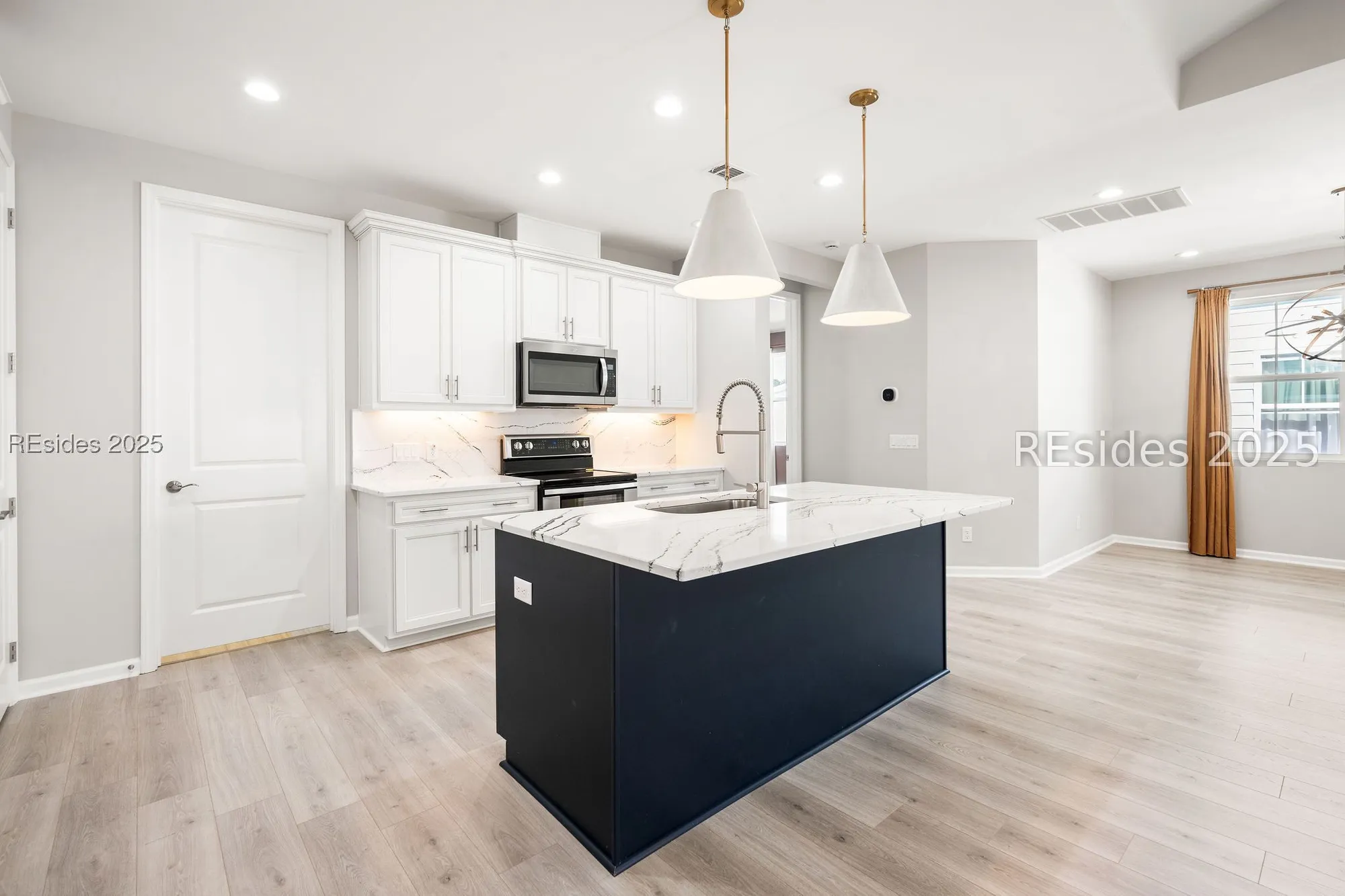 Property Slideshow image 10 of 45 | 152 caribbean soul ave 102, Hardeeville, SC, 29927