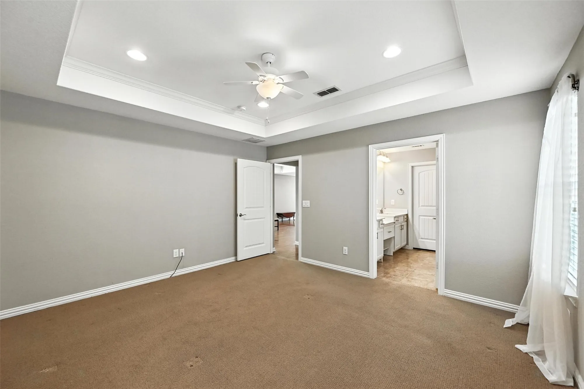 Property Slideshow image 20 of 39 | 2306 feathering dr, Frisco, TX, 75036