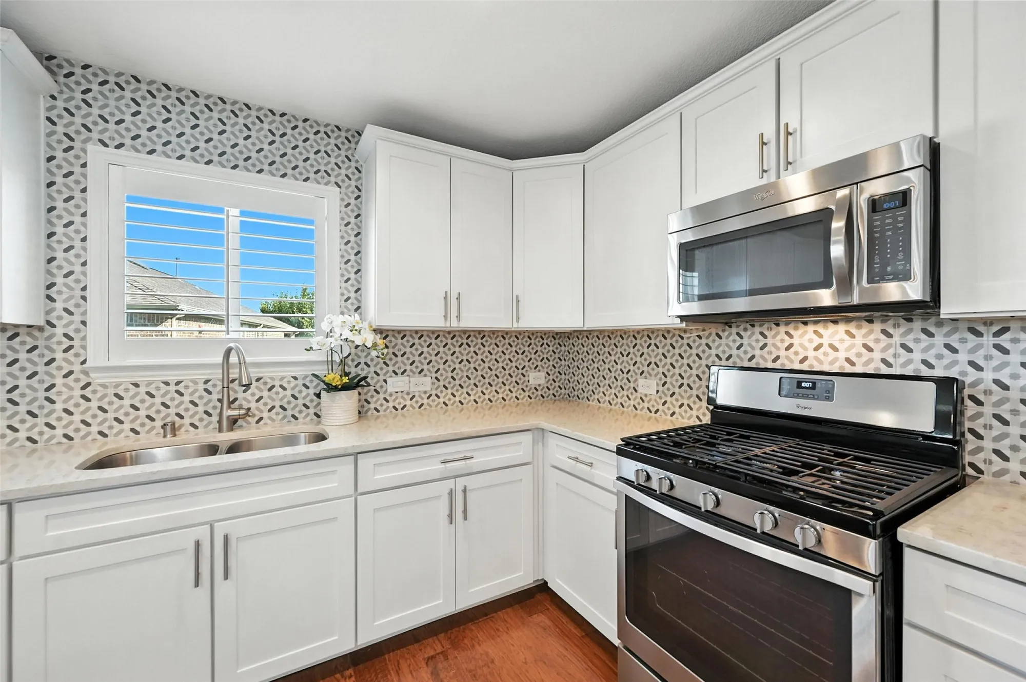 Property Slideshow image 4 of 39 | 2306 feathering dr, Frisco, TX, 75036