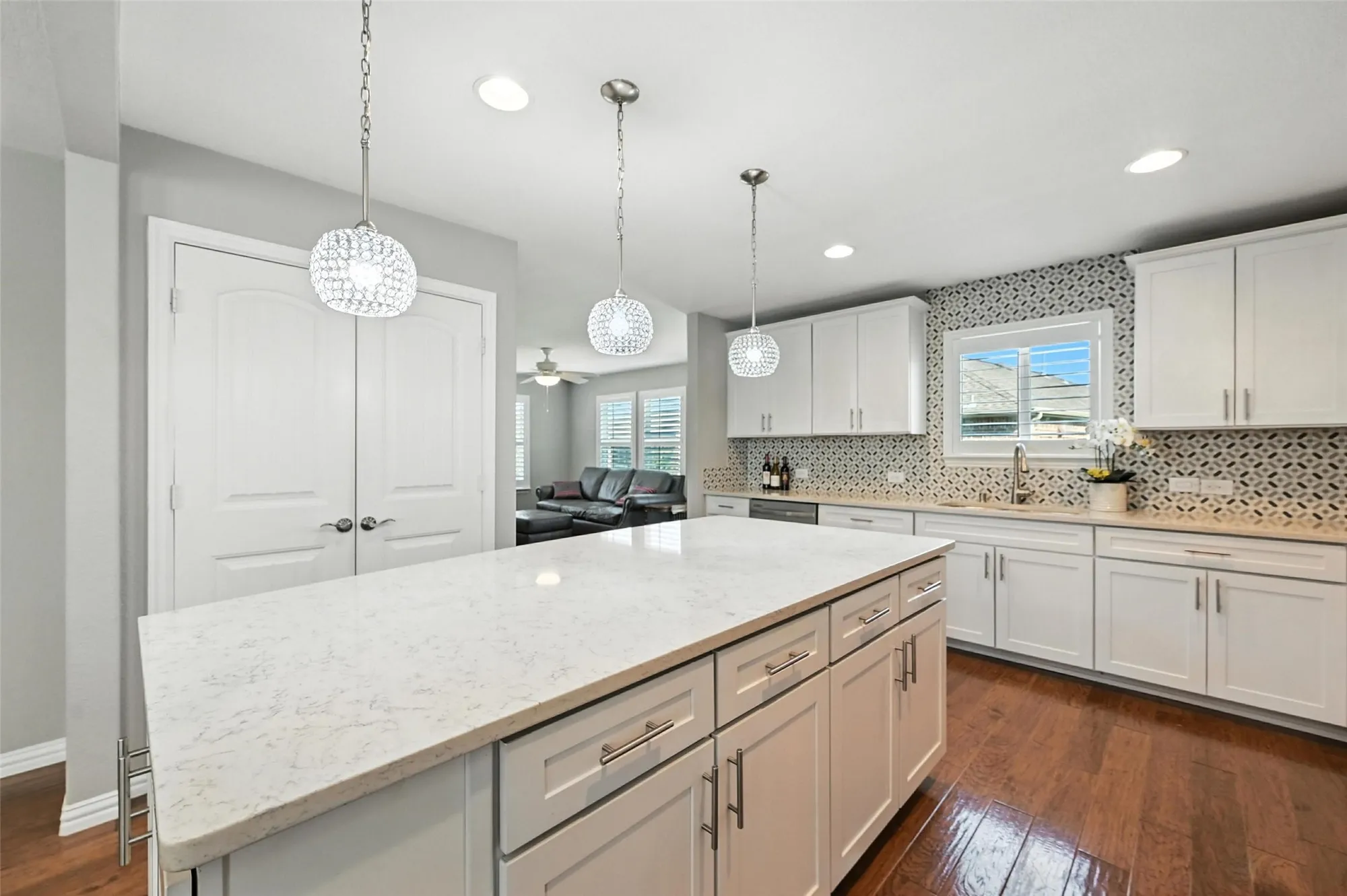 Property Slideshow image 7 of 39 | 2306 feathering dr, Frisco, TX, 75036