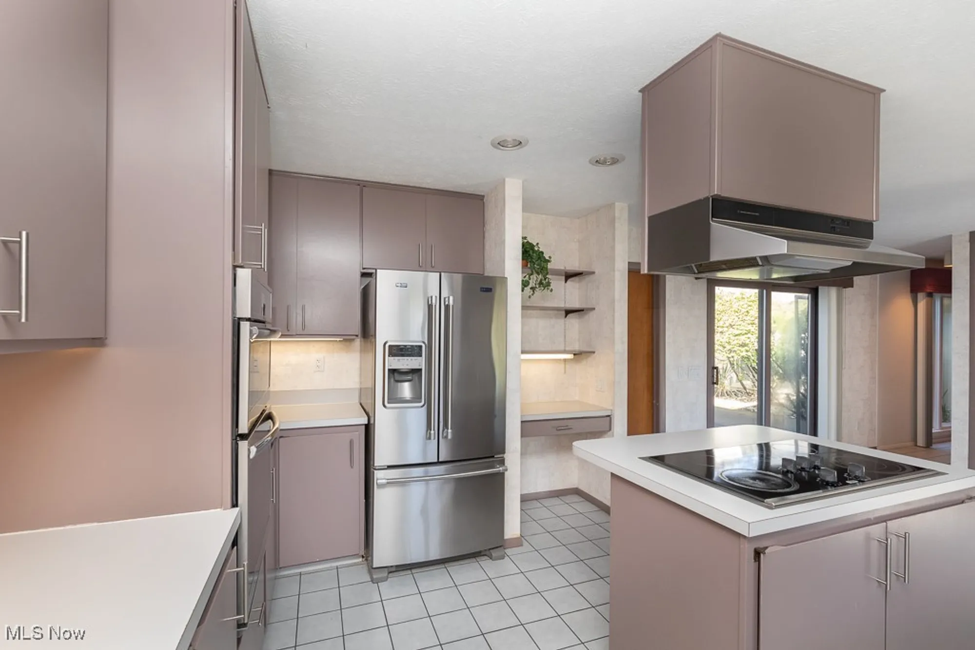 Property Slideshow image 13 of 34 | 22300 rock creek cir, Strongsville, OH, 44149