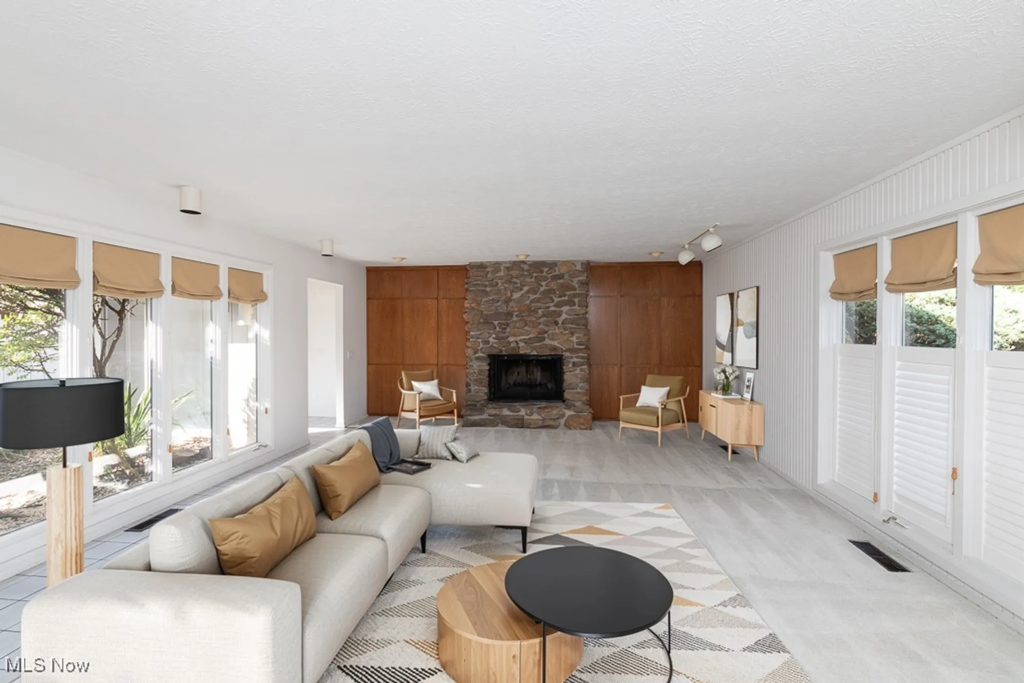 Property Slideshow image 6 of 34 | 22300 rock creek cir, Strongsville, OH, 44149