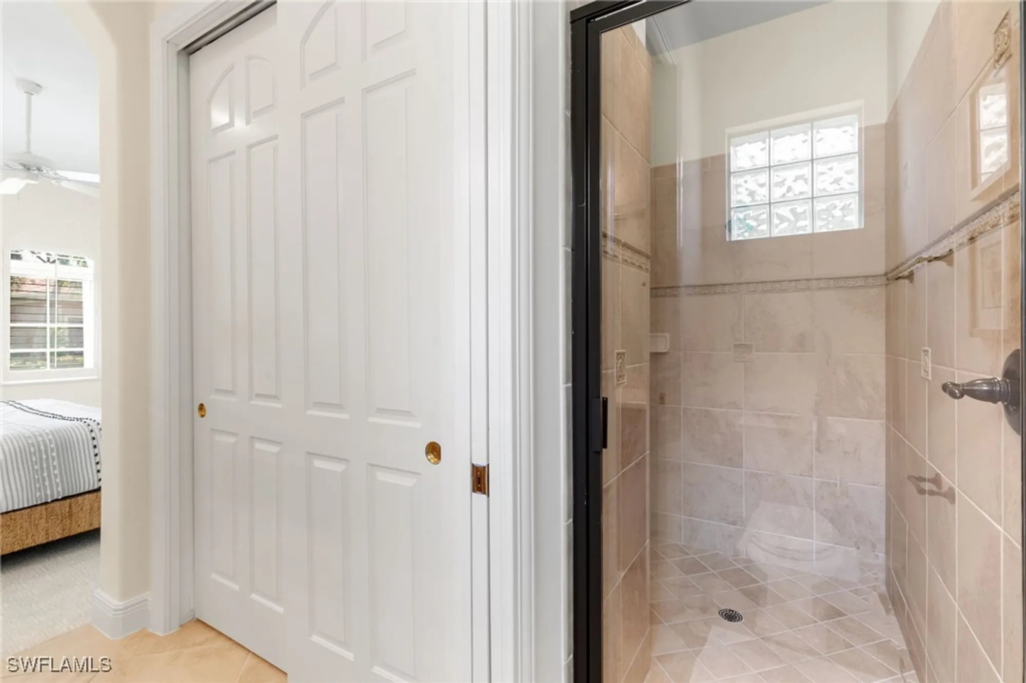 Property Slideshow image 22 of 47 | 5962 hammock isles cir, Naples, FL, 34119