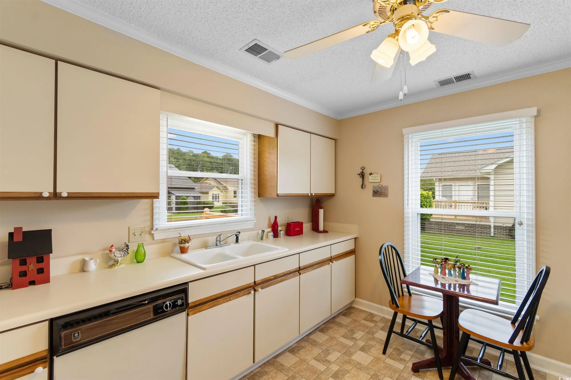 Property Slideshow image 14 of 40 | 1309 timber row, Murrells Inlet, SC, 29576