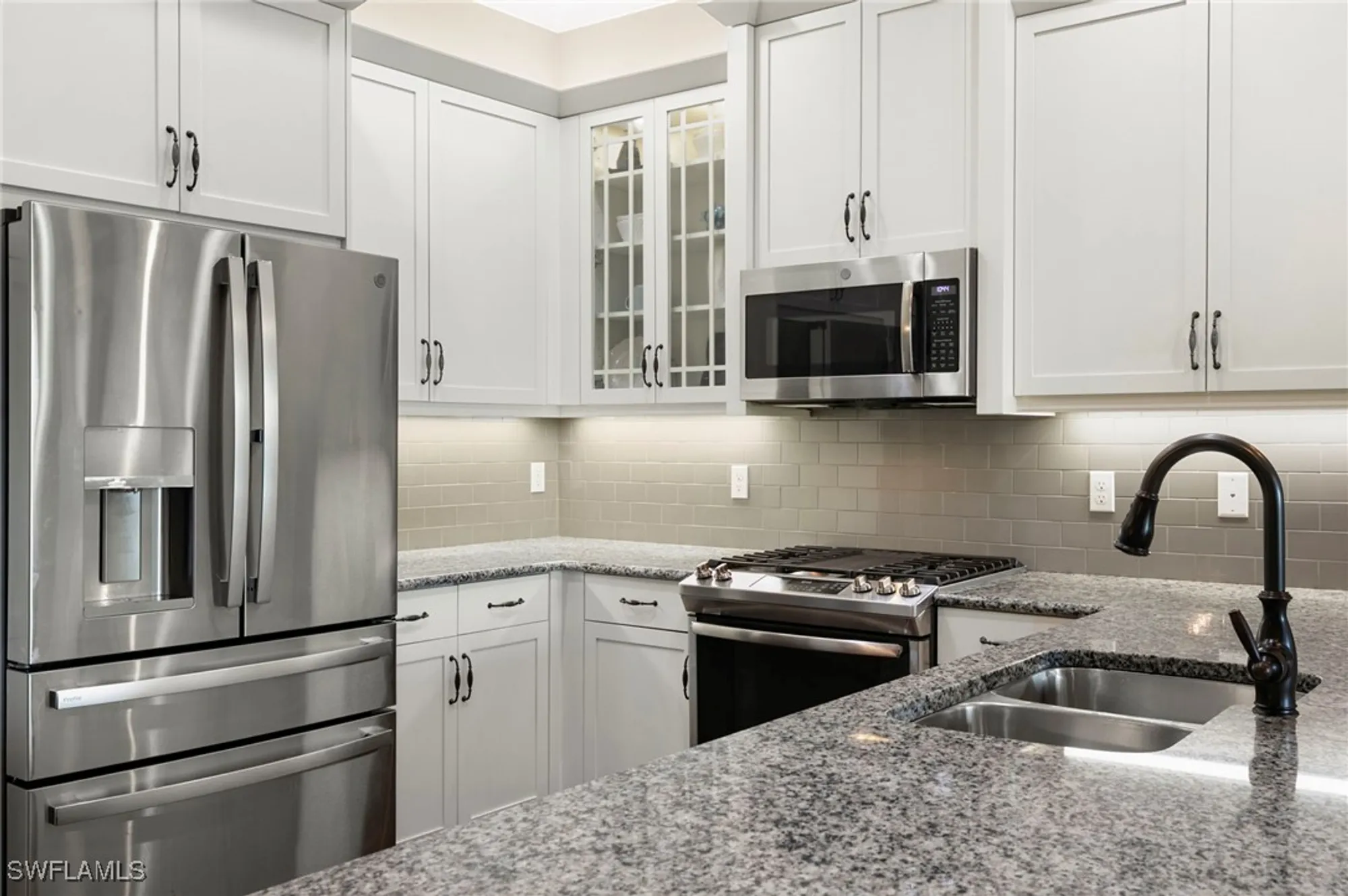Property Slideshow image 14 of 47 | 28433 abruzzo dr, Bonita Springs, FL, 34135