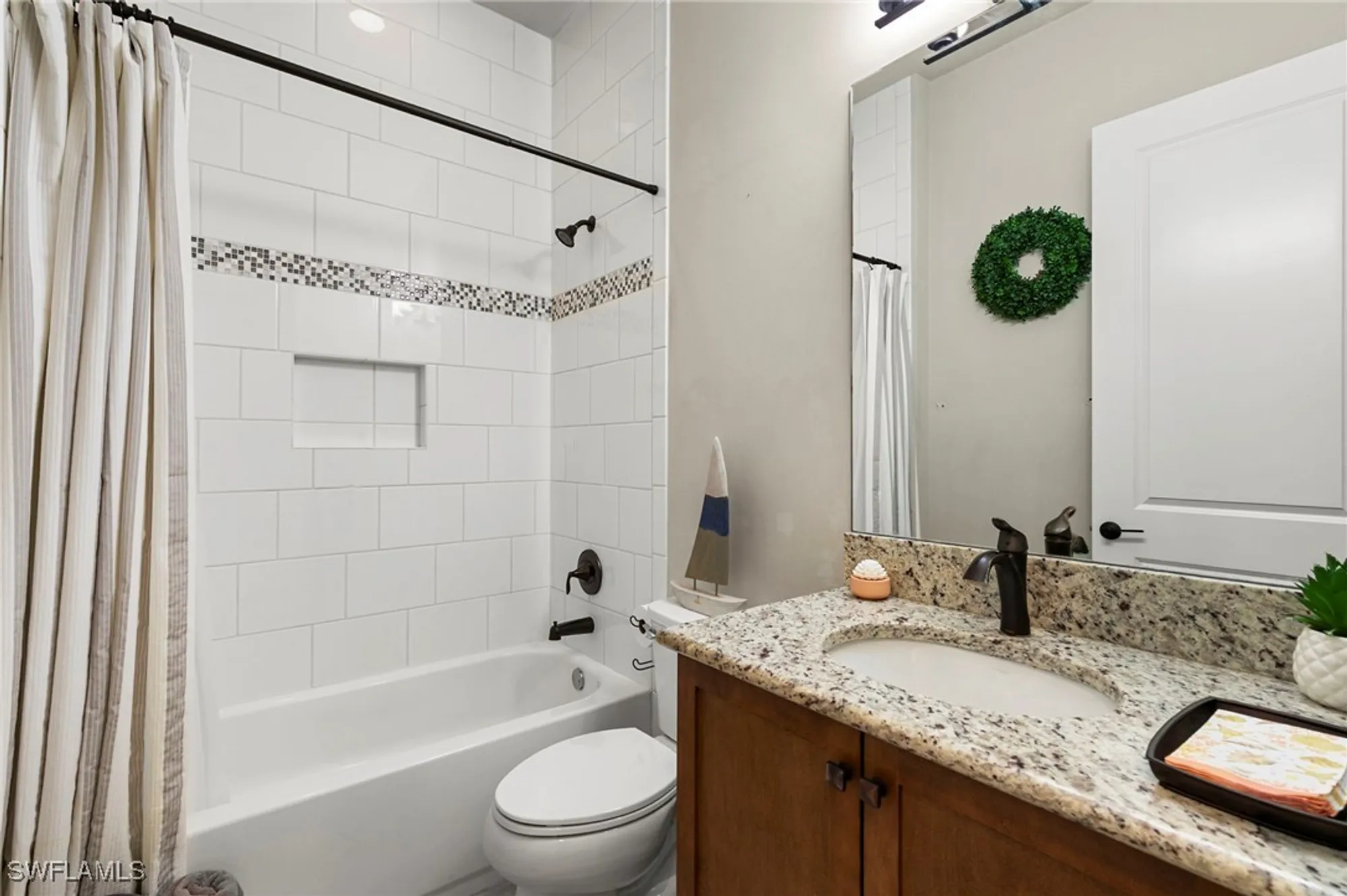 Property Slideshow image 25 of 47 | 28433 abruzzo dr, Bonita Springs, FL, 34135