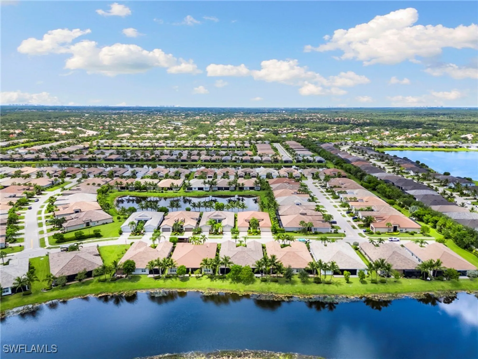 Property Slideshow image 39 of 47 | 28433 abruzzo dr, Bonita Springs, FL, 34135