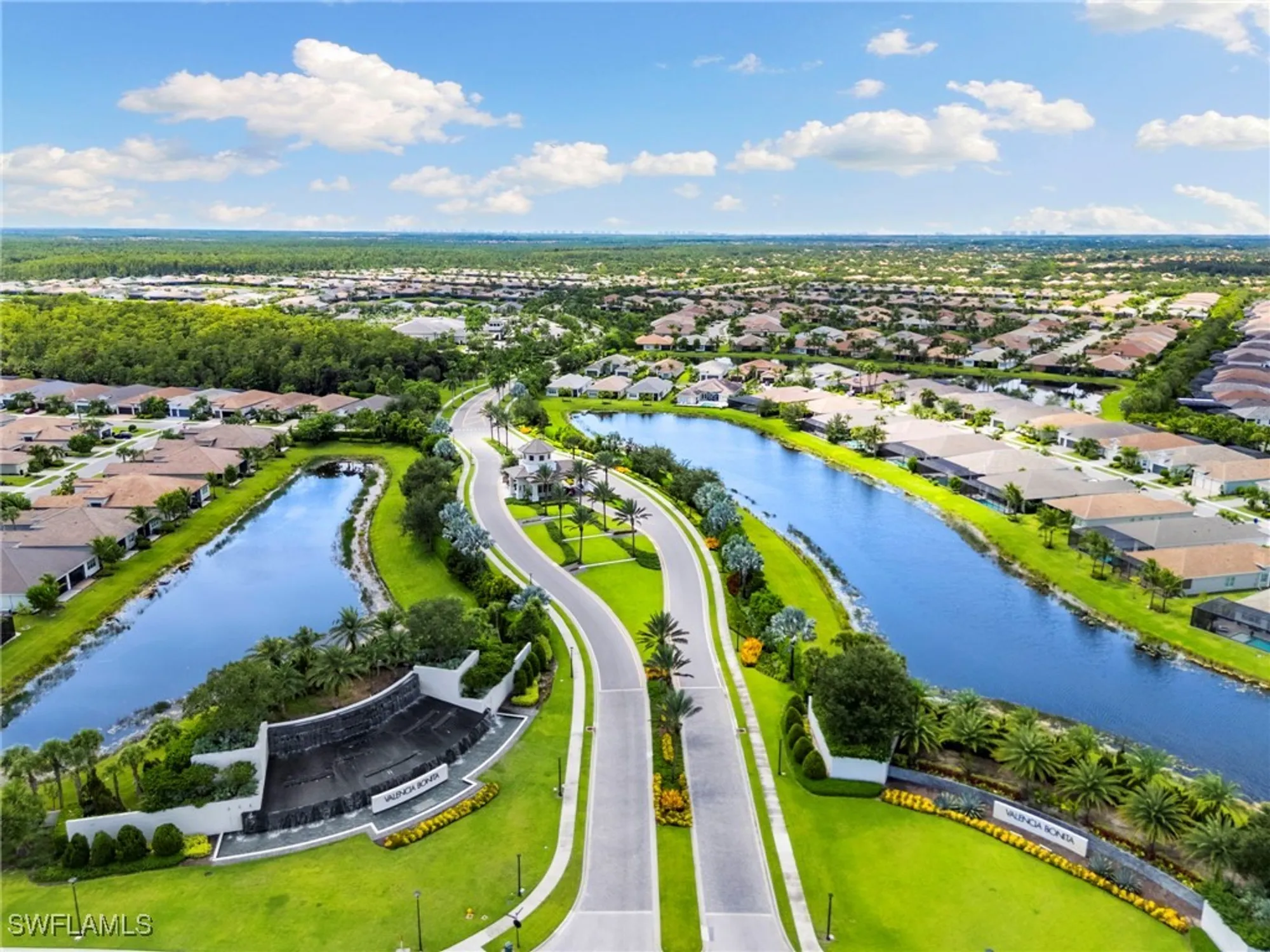 Property Slideshow image 41 of 47 | 28433 abruzzo dr, Bonita Springs, FL, 34135