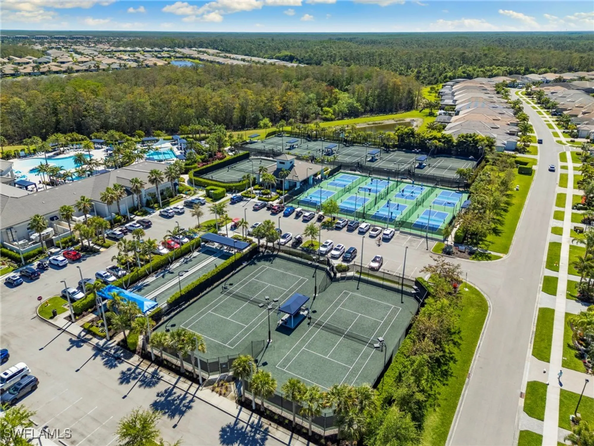 Property Slideshow image 42 of 47 | 28433 abruzzo dr, Bonita Springs, FL, 34135