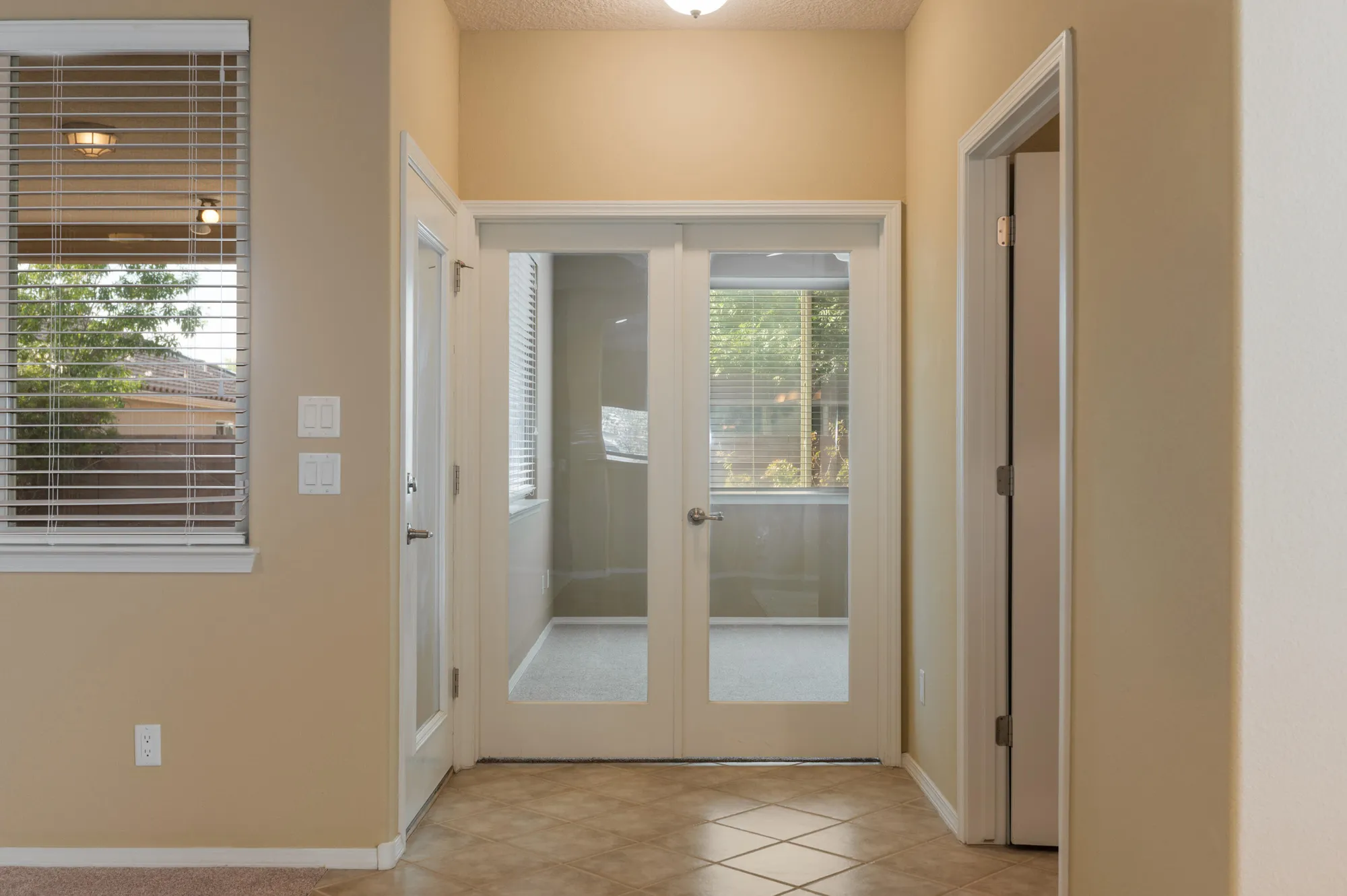 Property Slideshow image 18 of 33 | 1024 evening primrose, Bernalillo, NM, 87004