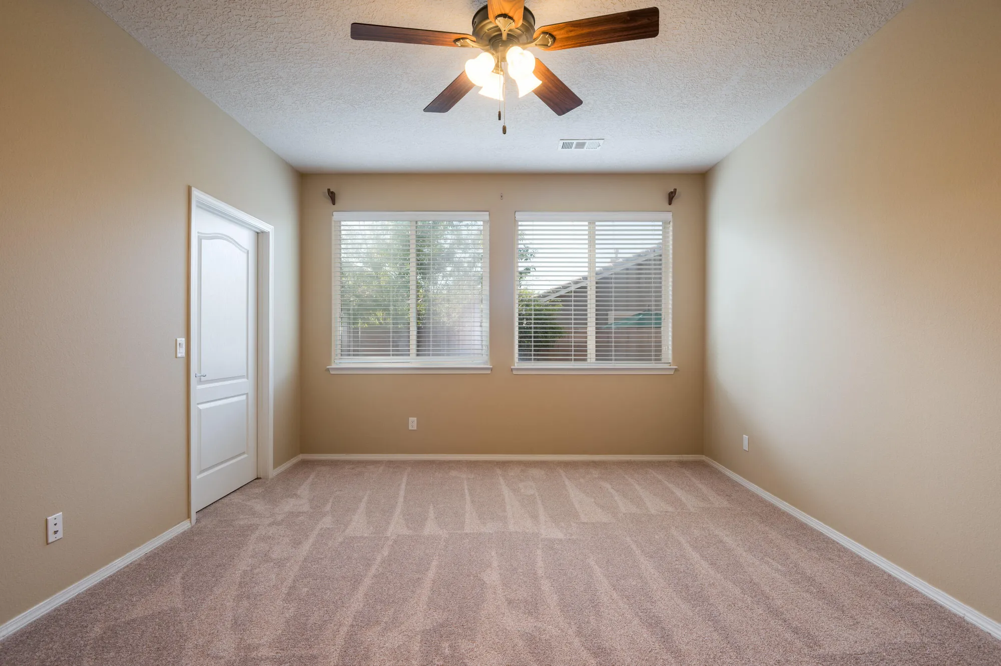 Property Slideshow image 23 of 33 | 1024 evening primrose, Bernalillo, NM, 87004