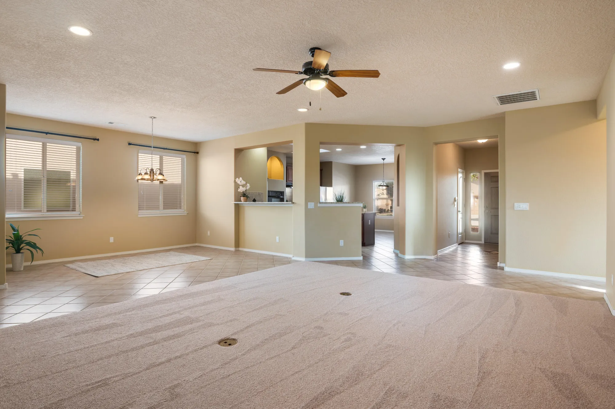 Property Slideshow image 7 of 33 | 1024 evening primrose, Bernalillo, NM, 87004