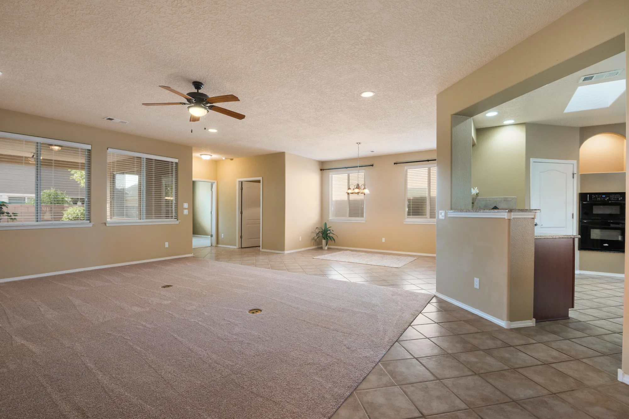 Property Slideshow image 9 of 33 | 1024 evening primrose, Bernalillo, NM, 87004