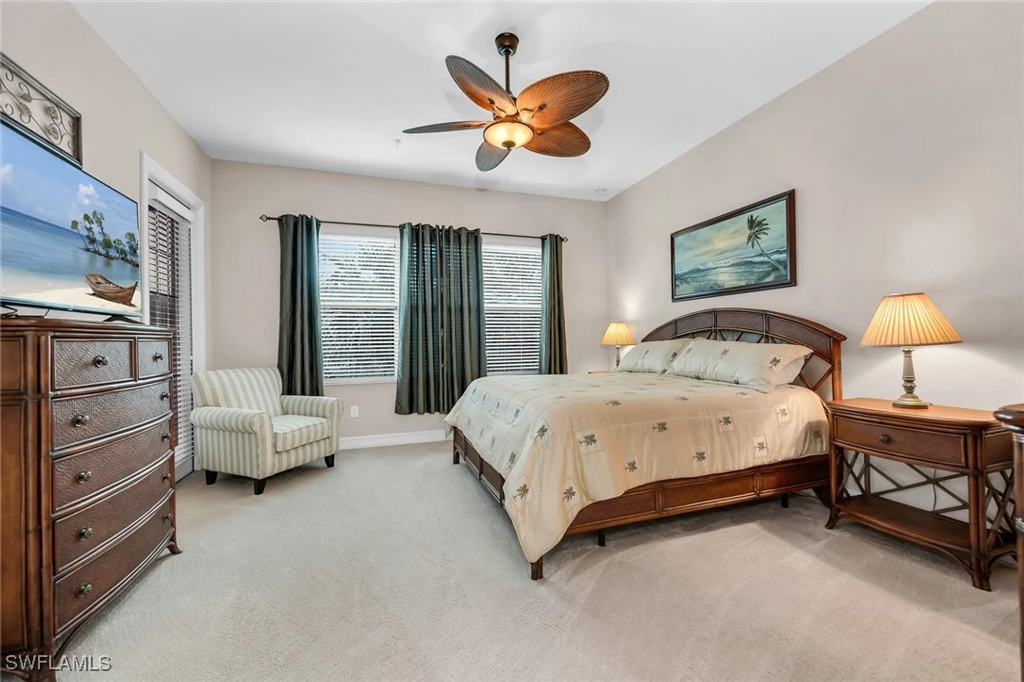 Property Slideshow image 18 of 50 | 7813 hawthorne dr 2403, Naples, FL, 34113