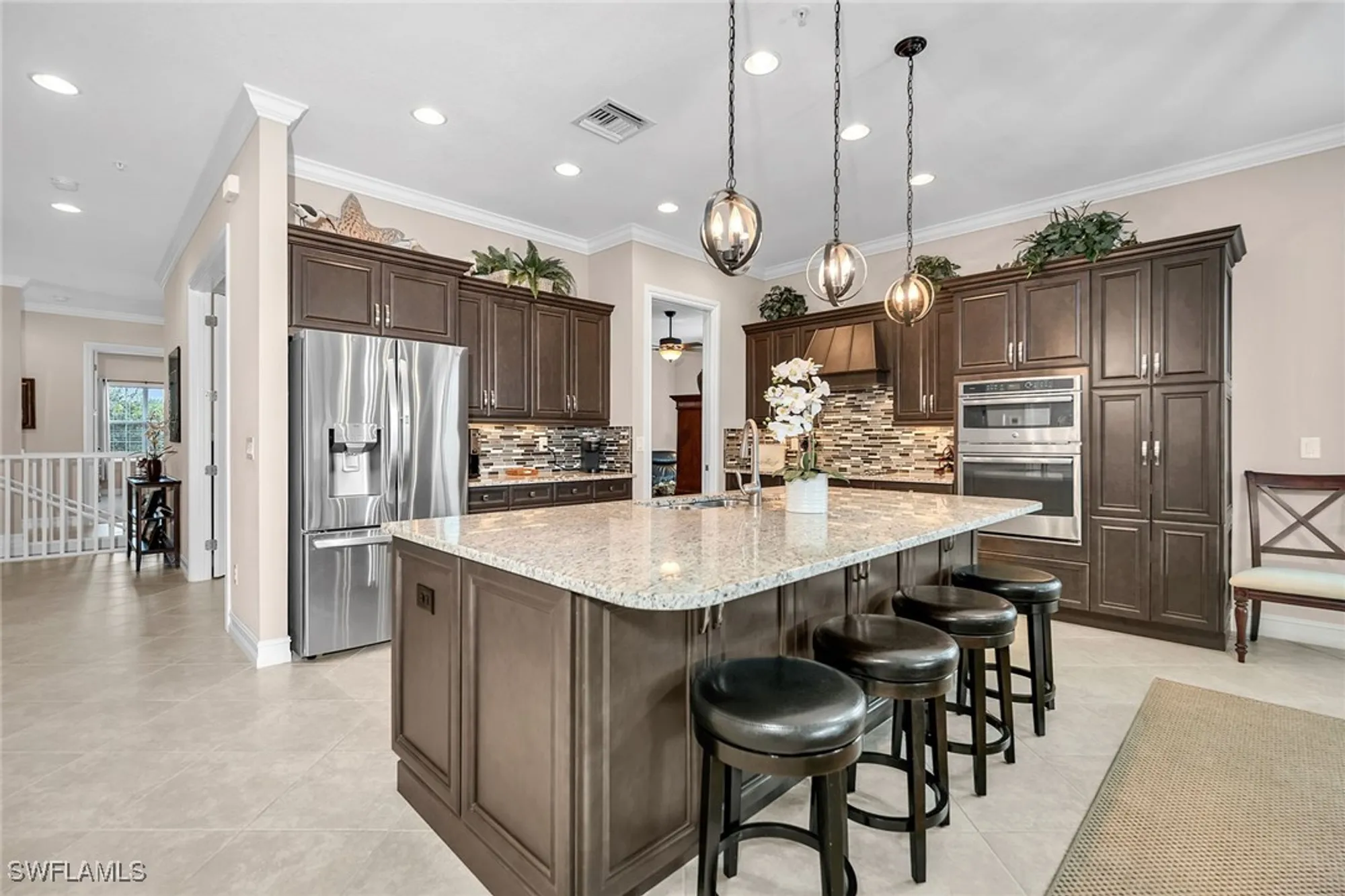 Property Slideshow image 12 of 50 | 7813 hawthorne dr 2403, Naples, FL, 34113