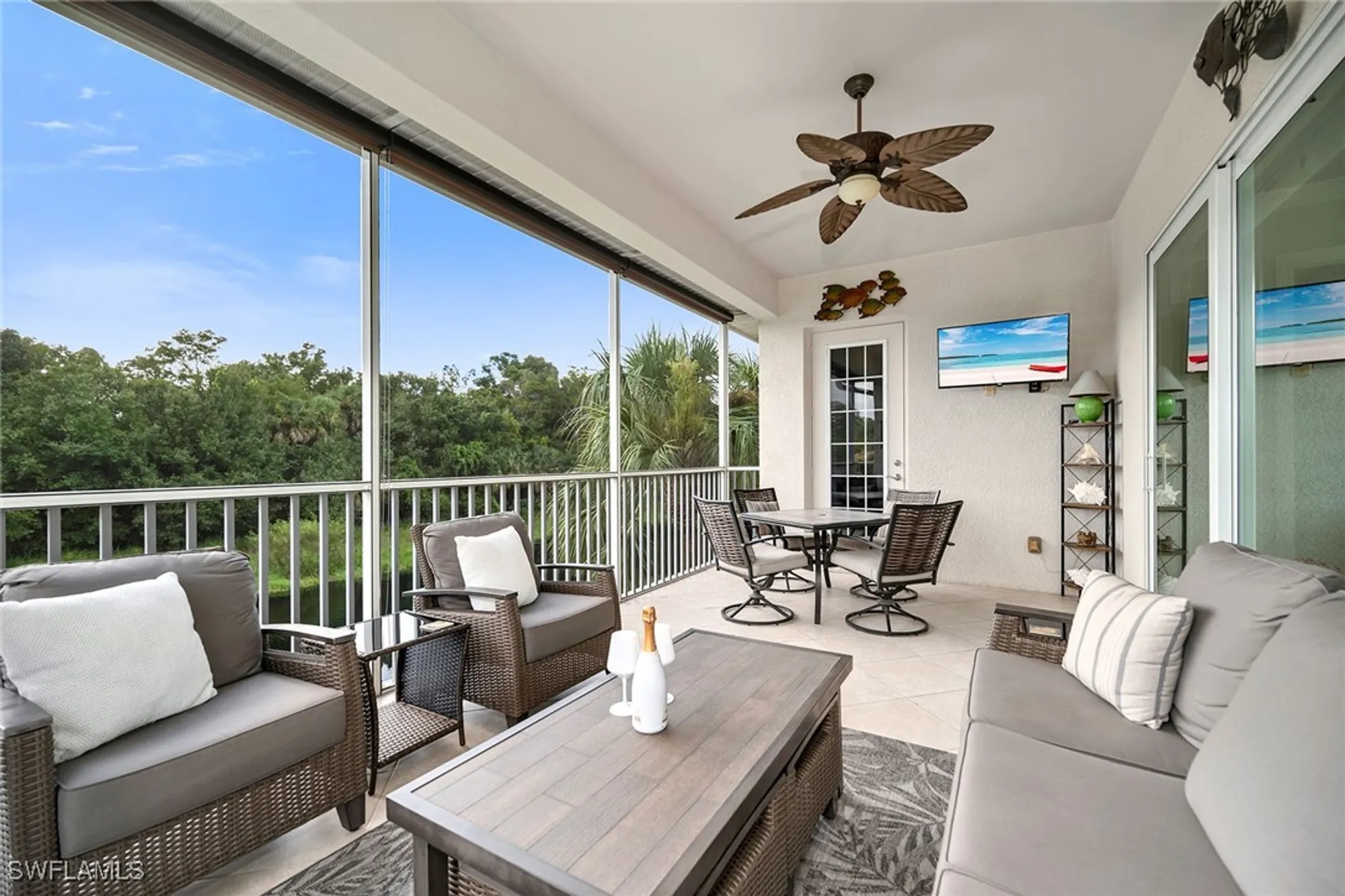Property Slideshow image 32 of 50 | 7813 hawthorne dr 2403, Naples, FL, 34113