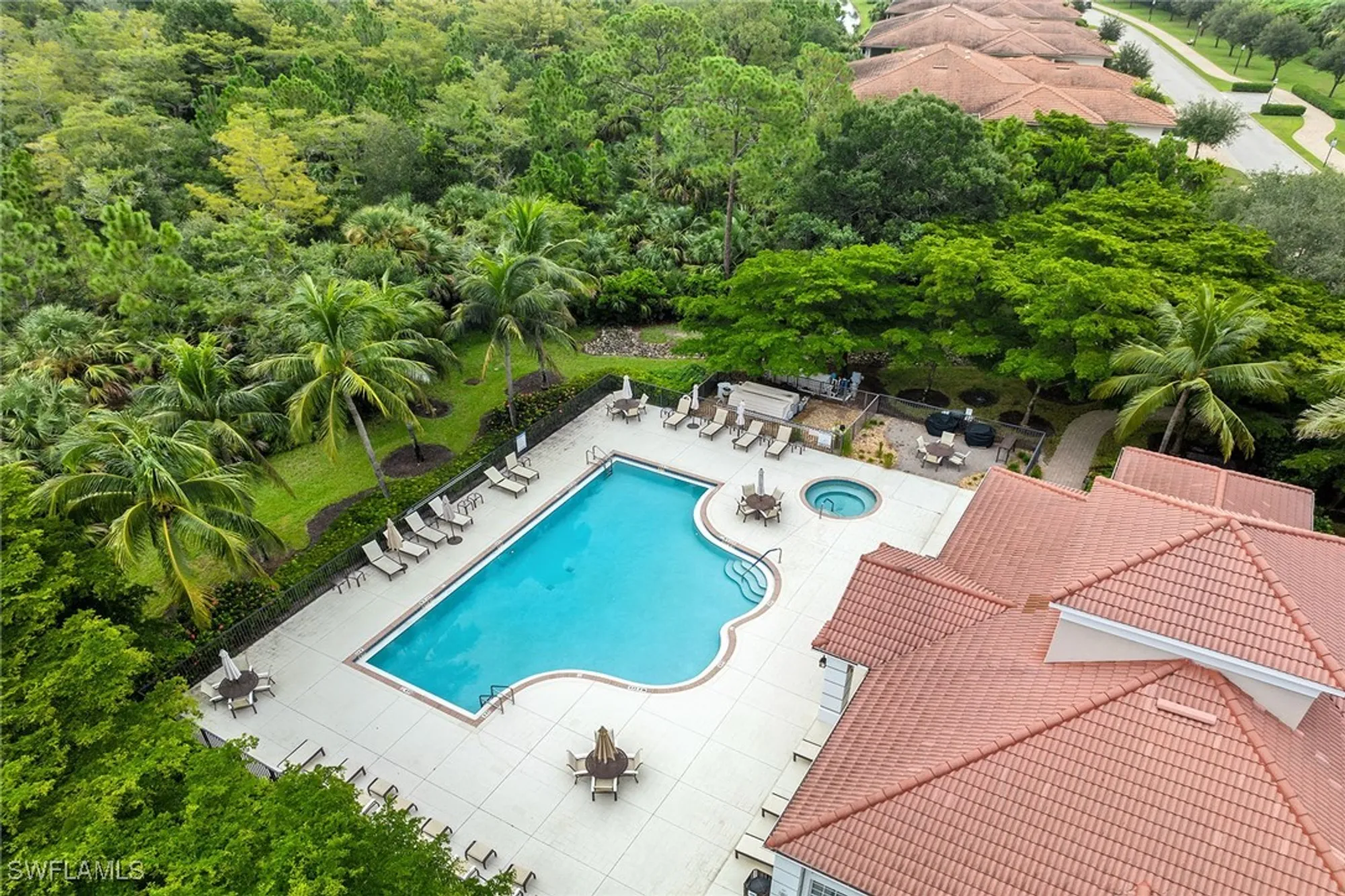 Property Slideshow image 41 of 50 | 7813 hawthorne dr 2403, Naples, FL, 34113