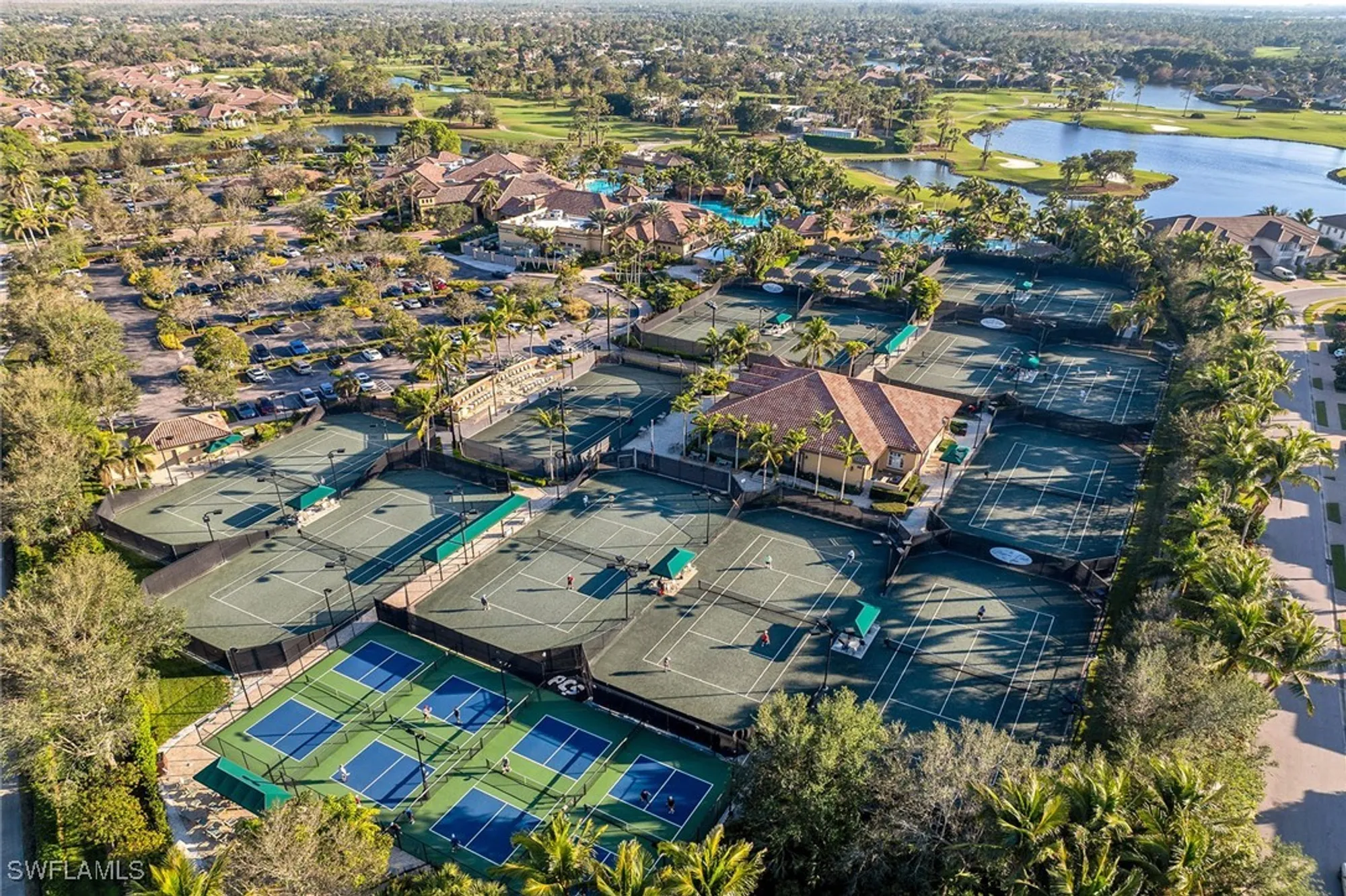 Property Slideshow image 43 of 50 | 7813 hawthorne dr 2403, Naples, FL, 34113