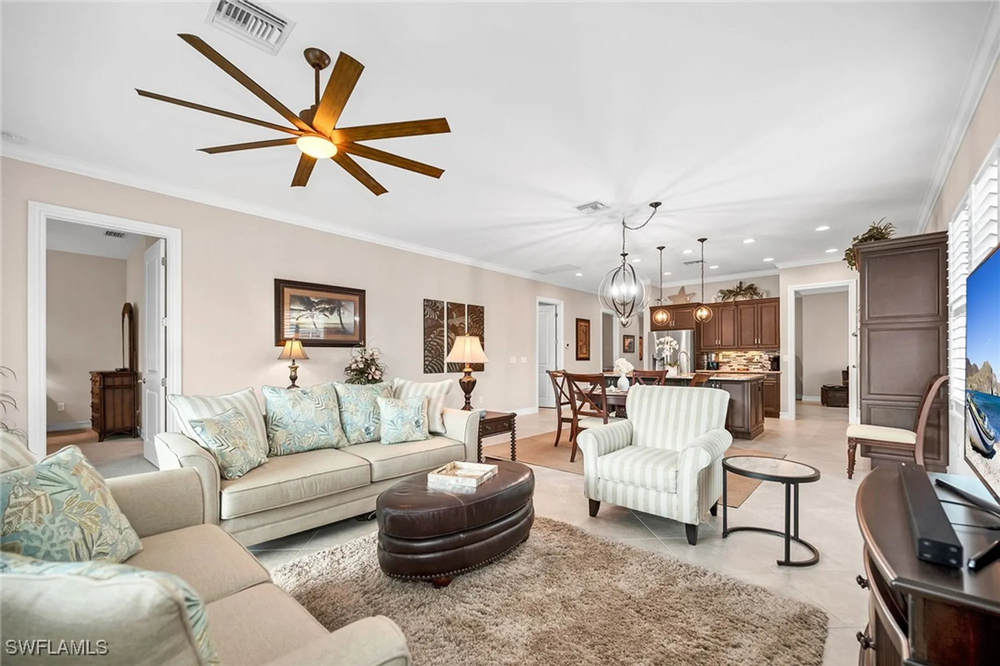 Property Slideshow image 7 of 50 | 7813 hawthorne dr 2403, Naples, FL, 34113