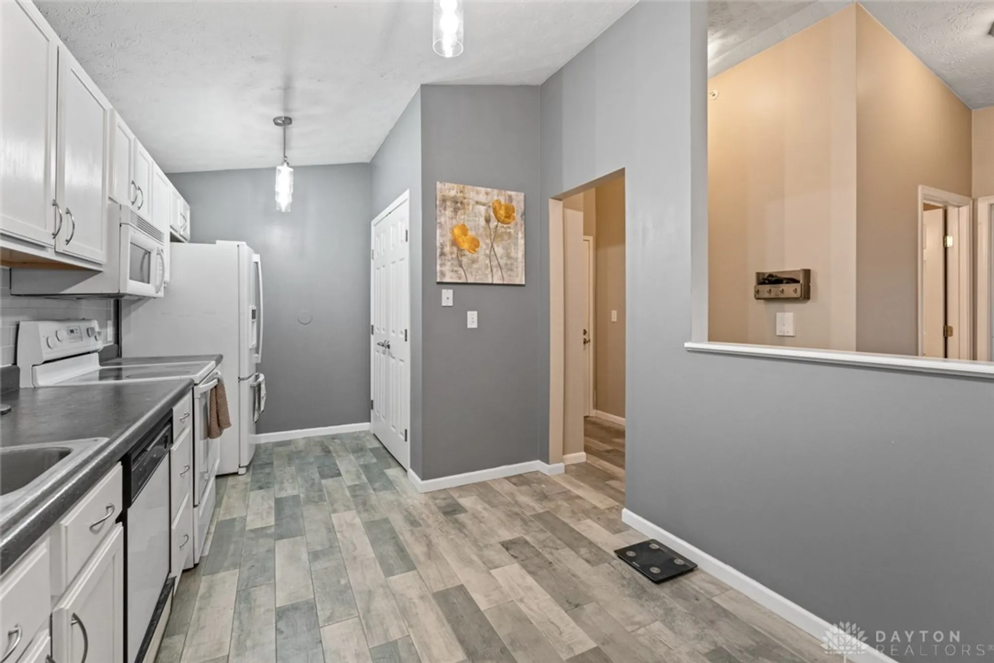 Property Slideshow image 6 of 32 | 1875 waterstone blvd apt 312, Miamisburg, OH, 45342