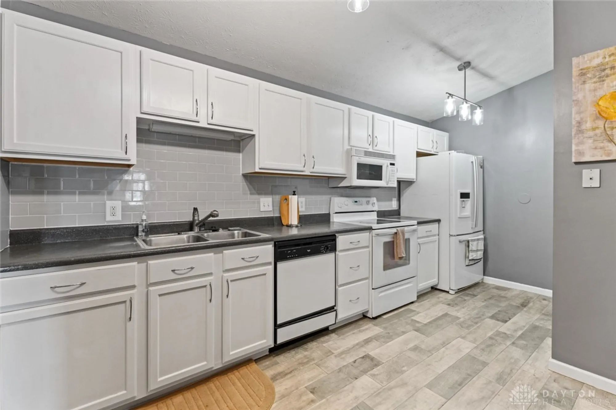 Property Slideshow image 9 of 32 | 1875 waterstone blvd apt 312, Miamisburg, OH, 45342