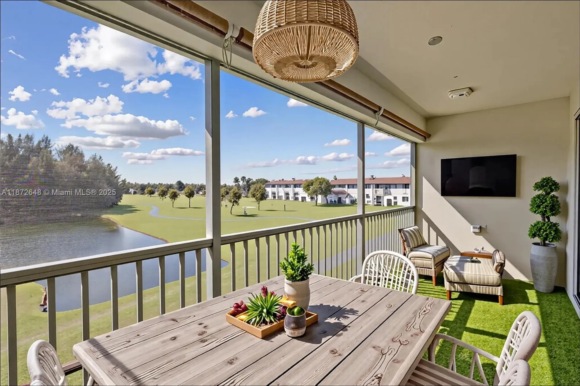 Property Slideshow image 1 of 14 | 900 sw 125th way r412, Pembroke Pines, FL, 33027