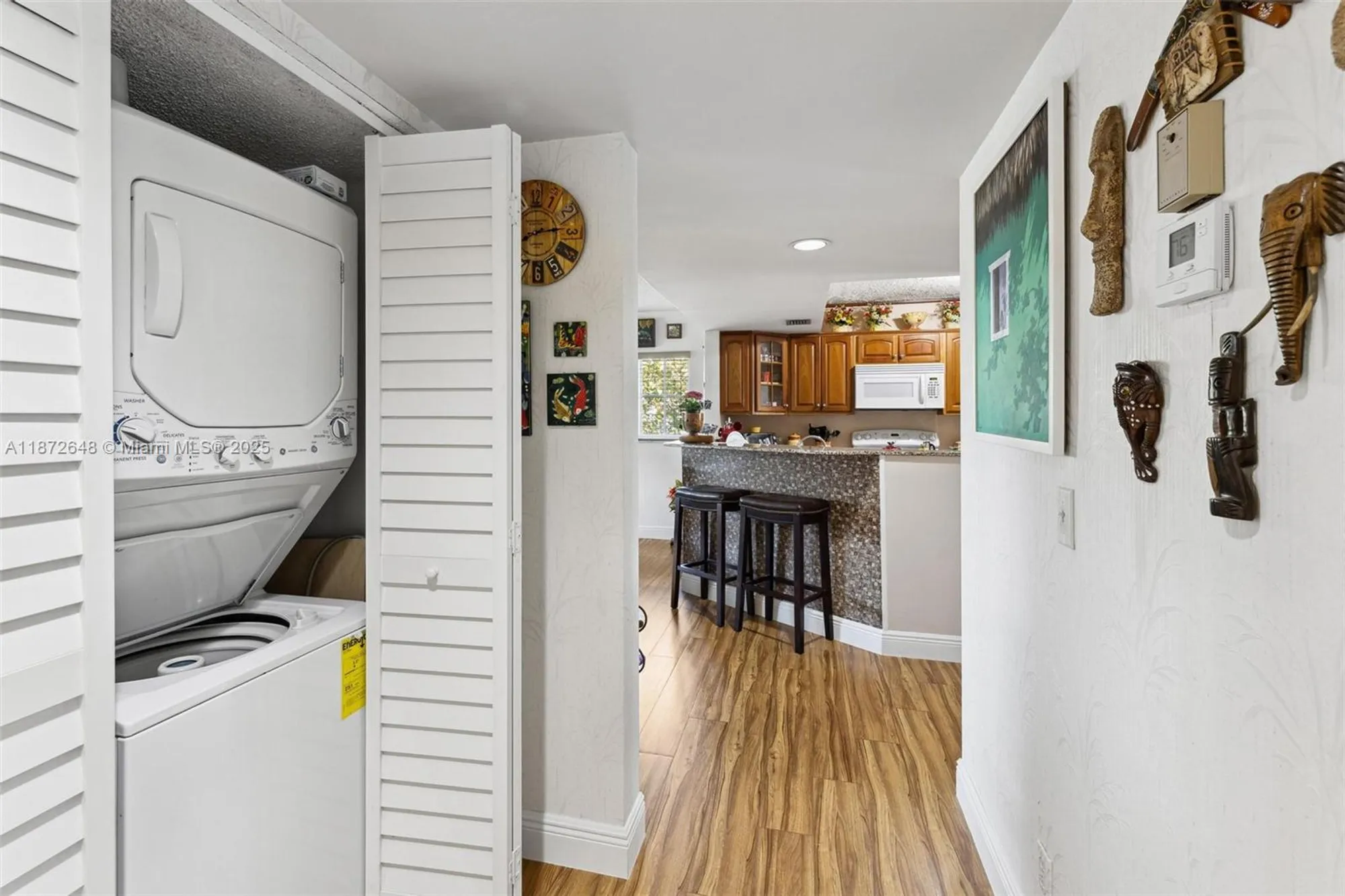 Property Slideshow image 10 of 14 | 900 sw 125th way r412, Pembroke Pines, FL, 33027