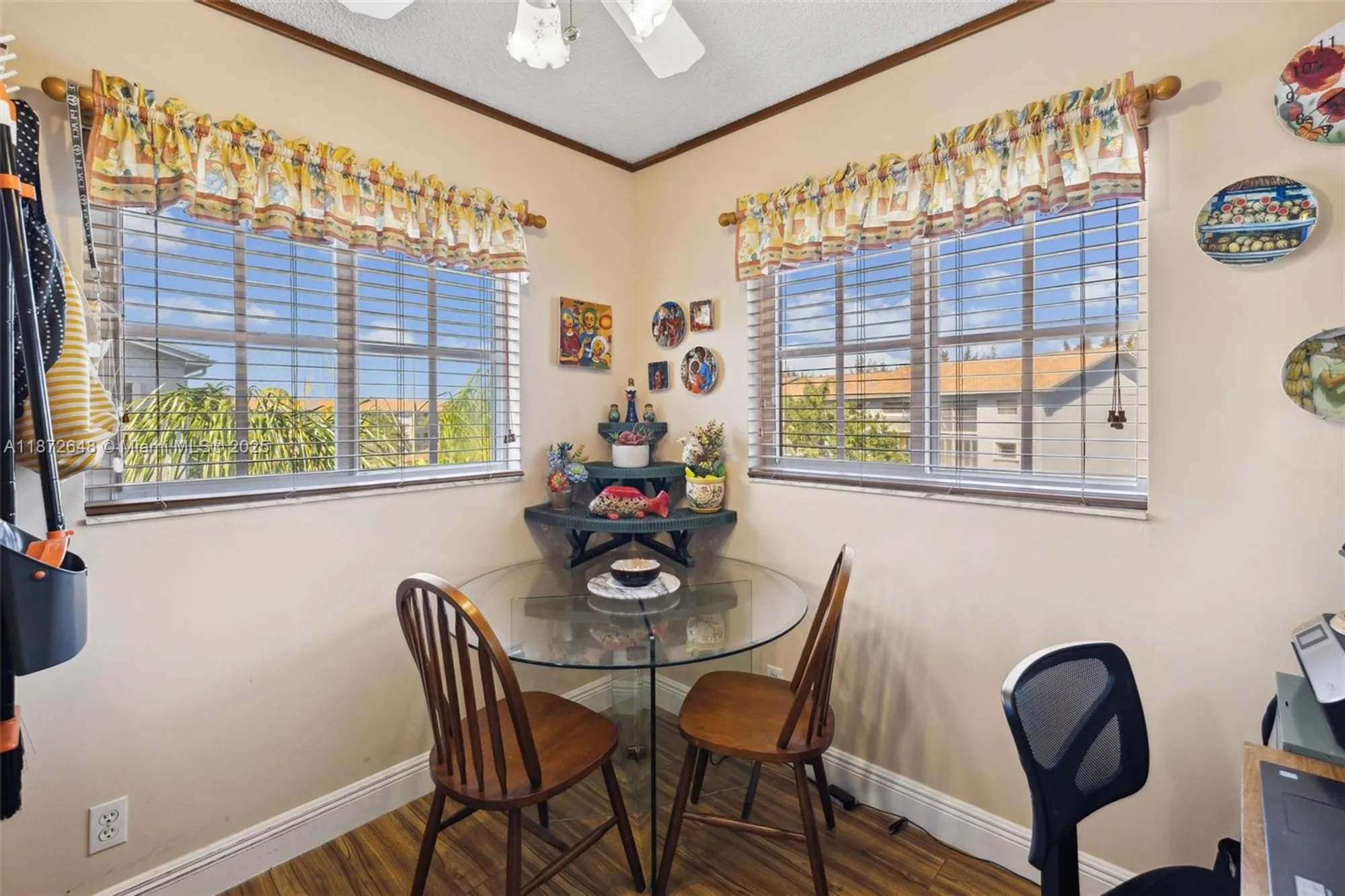 Property Slideshow image 8 of 14 | 900 sw 125th way r412, Pembroke Pines, FL, 33027