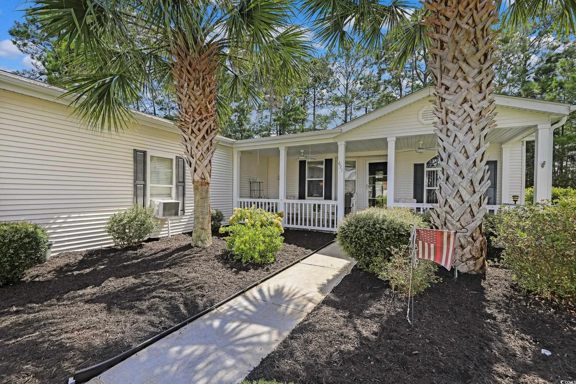 Property Slideshow image 3 of 38 | 627 woodholme dr, Conway, SC, 29526