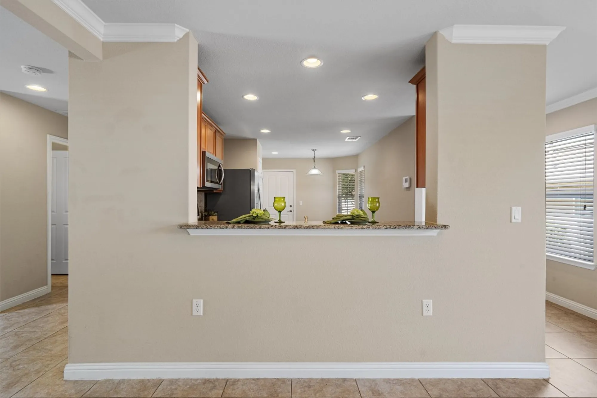 Property Slideshow image 14 of 36 | 335 salado creek ln, Georgetown, TX, 78633